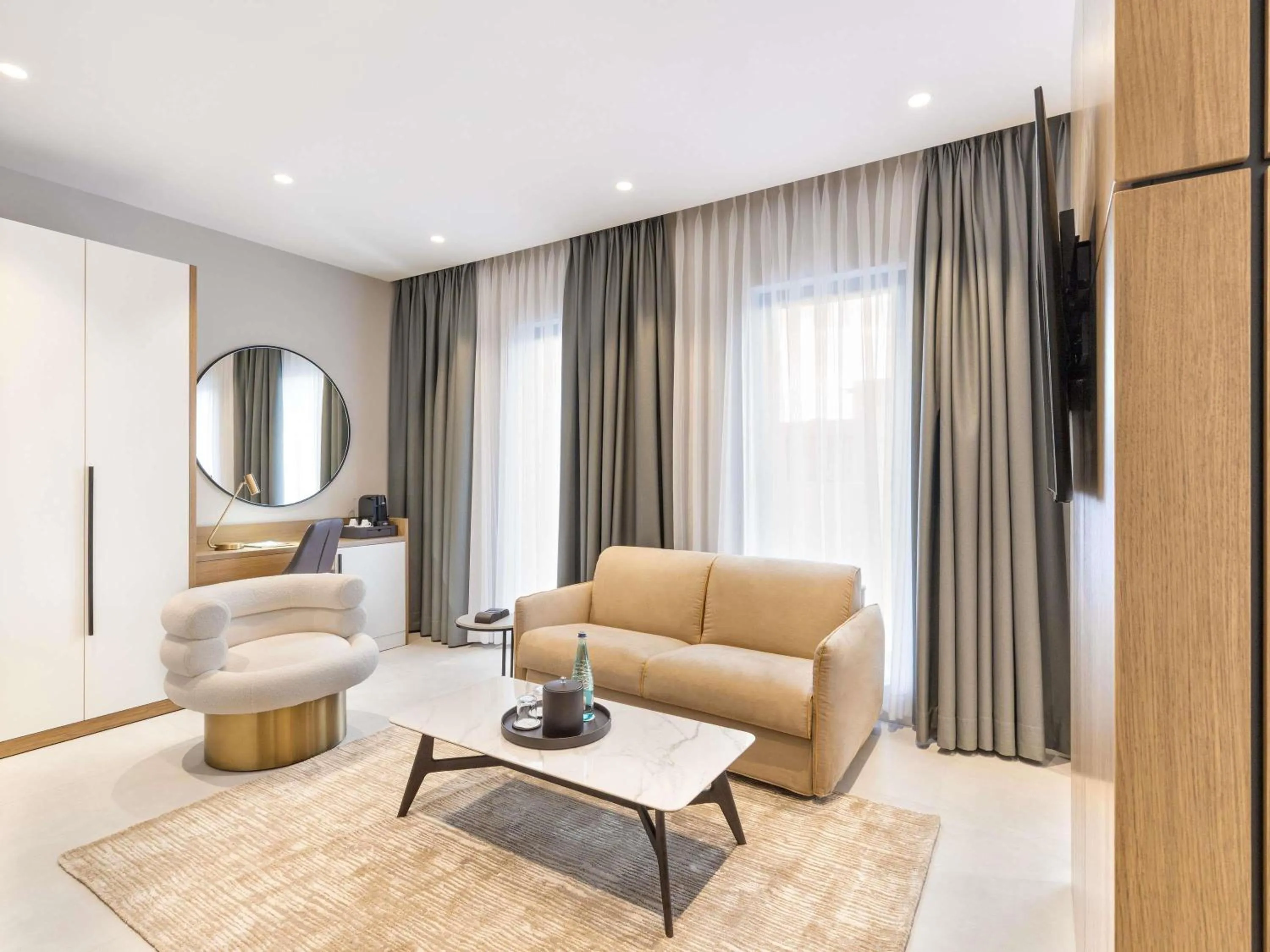 Bedroom in Mercure Tirana