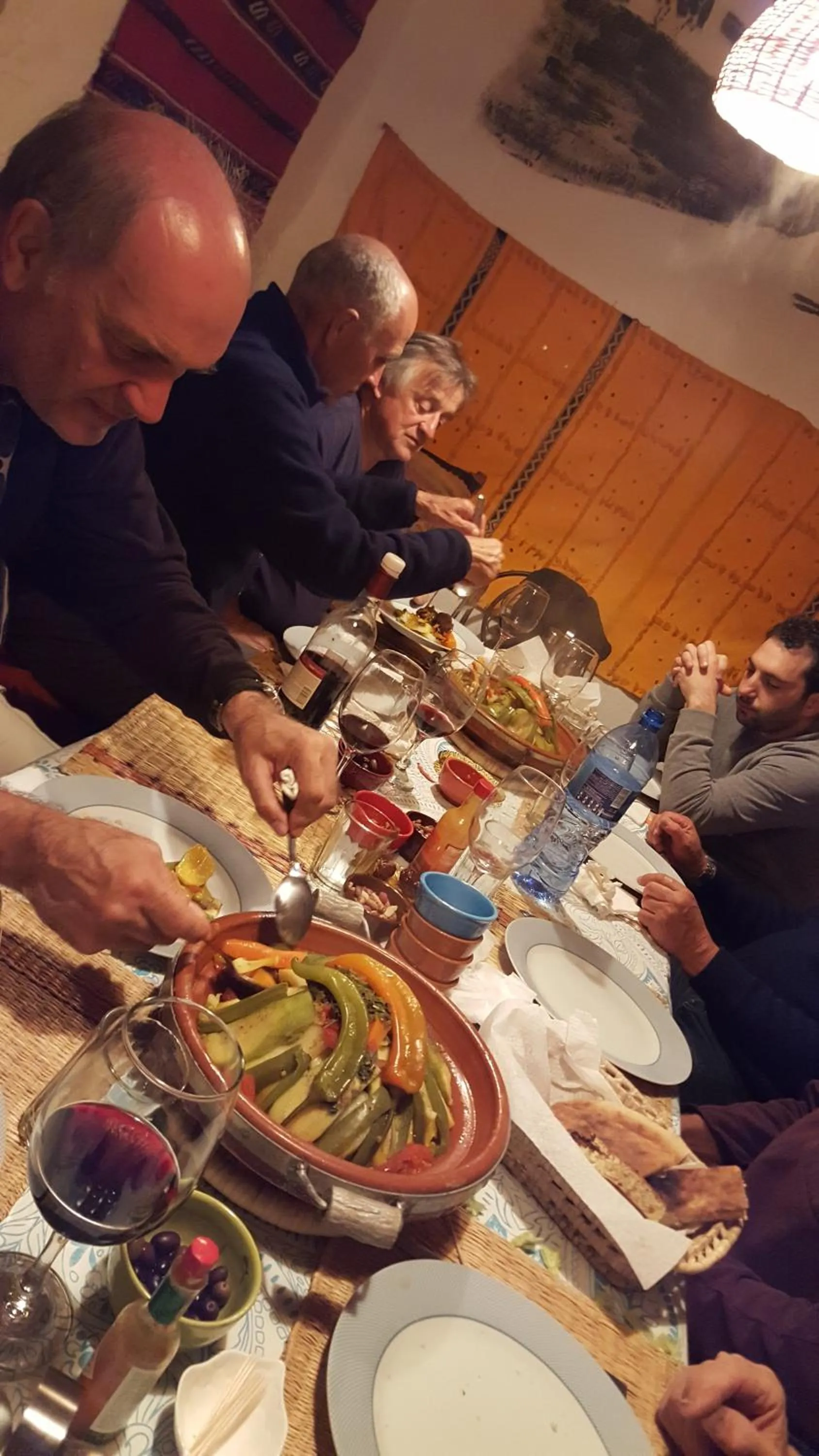 Restaurant/places to eat in Auberge Ibrahim