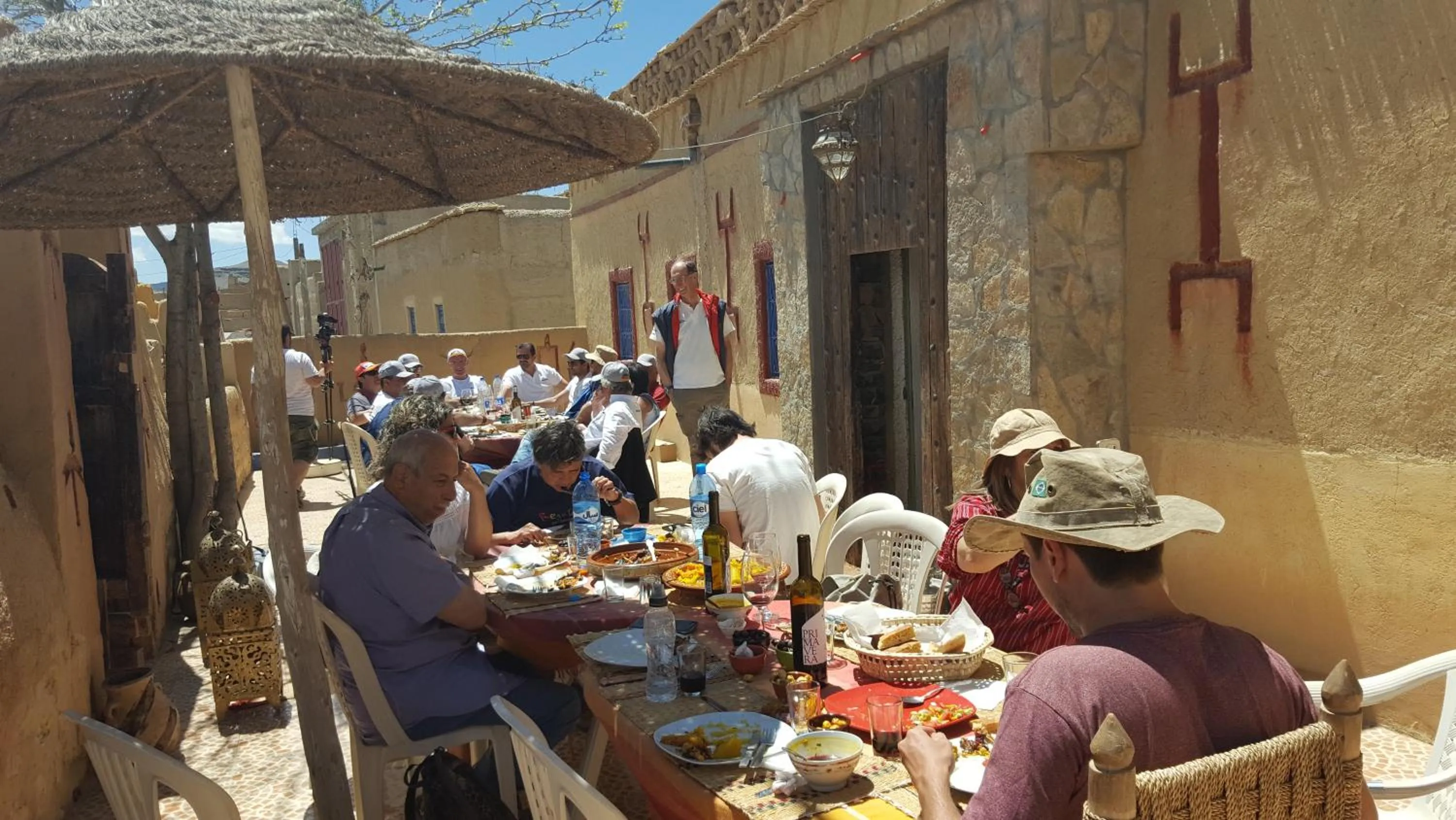 Restaurant/places to eat in Auberge Ibrahim