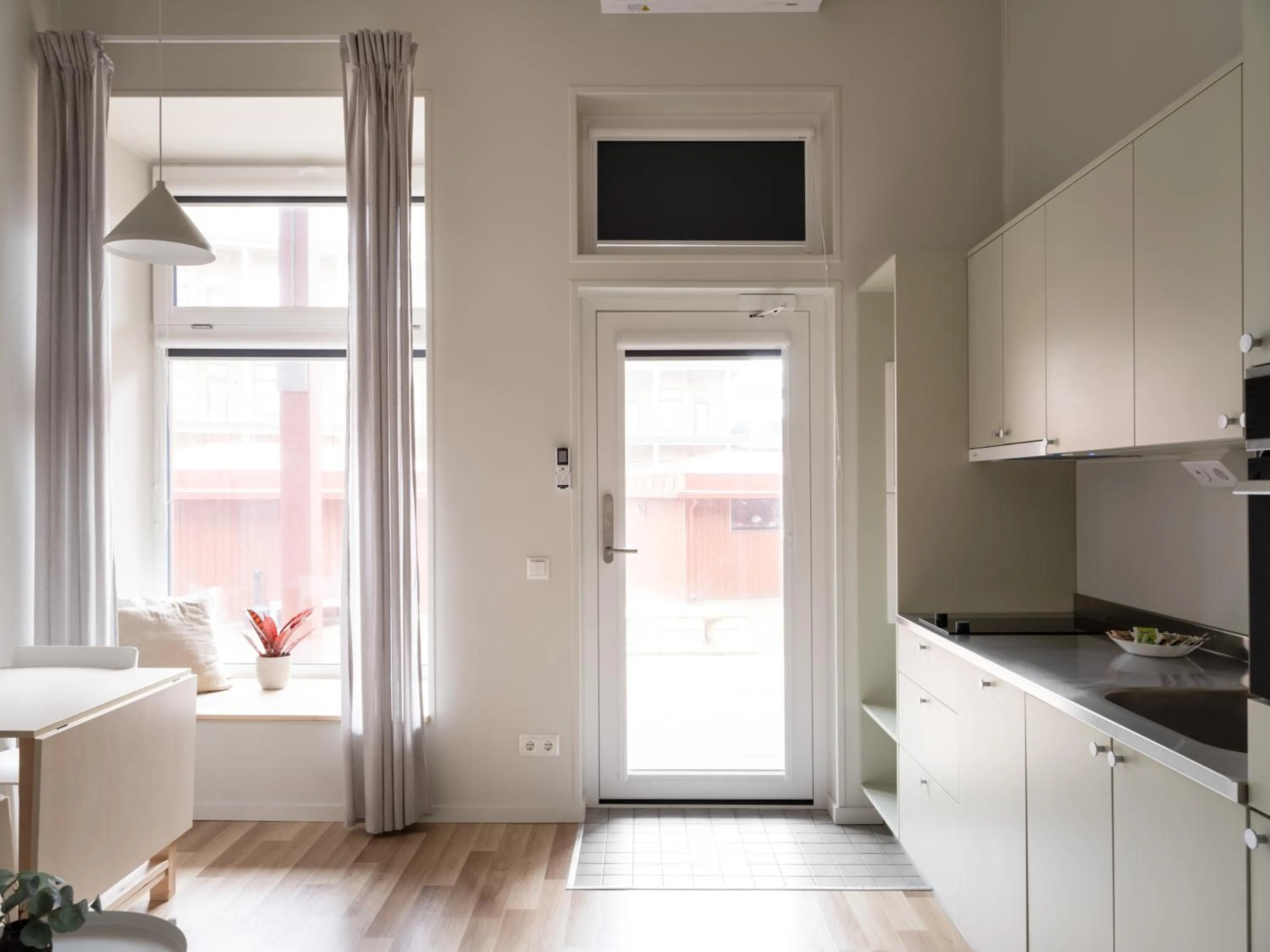Kitchen or kitchenette in Waterfront Cabins