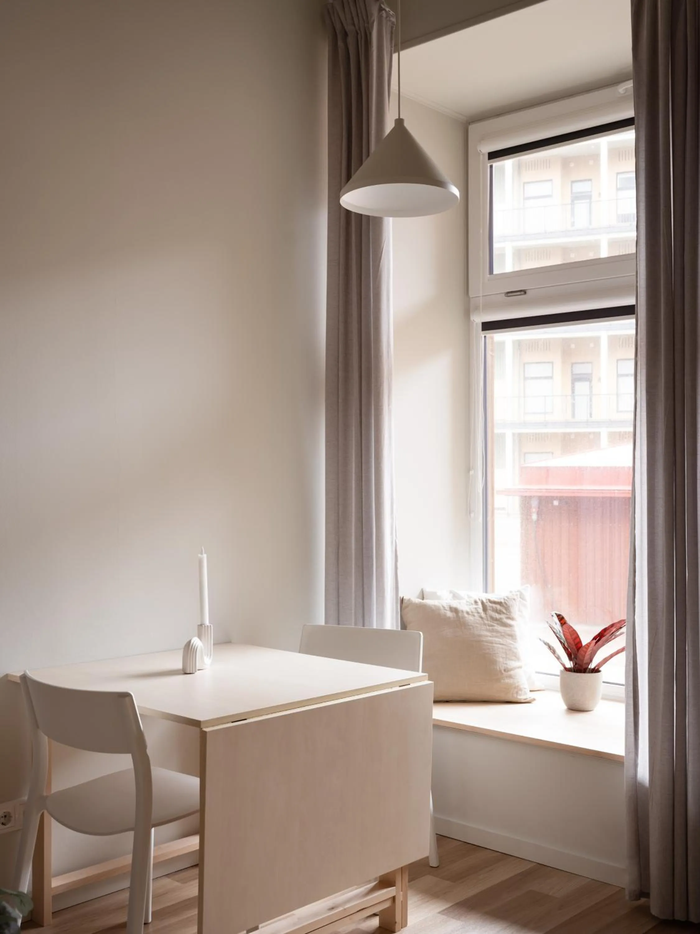 Dining area in Waterfront Cabins