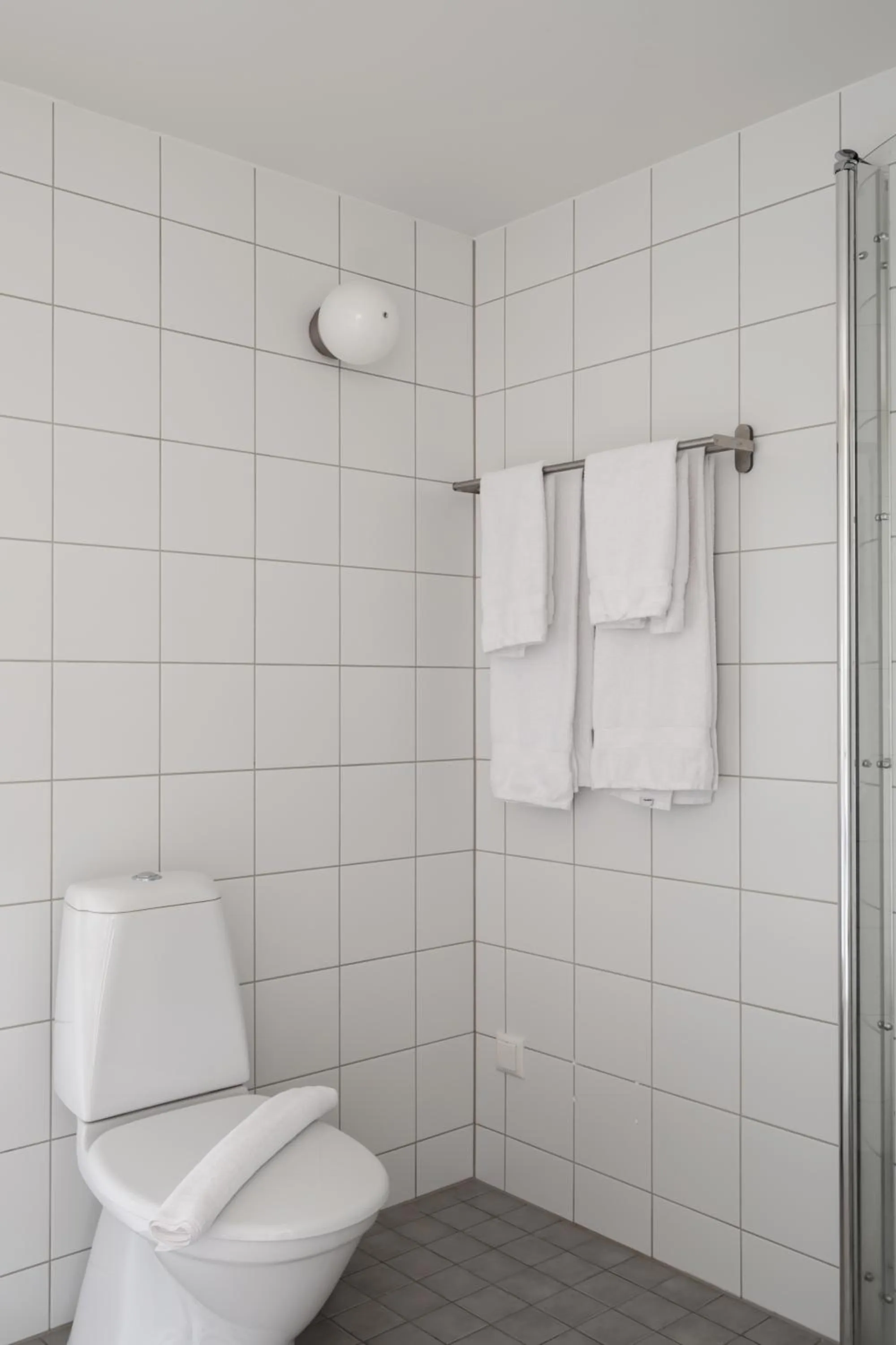 Toilet in Waterfront Cabins