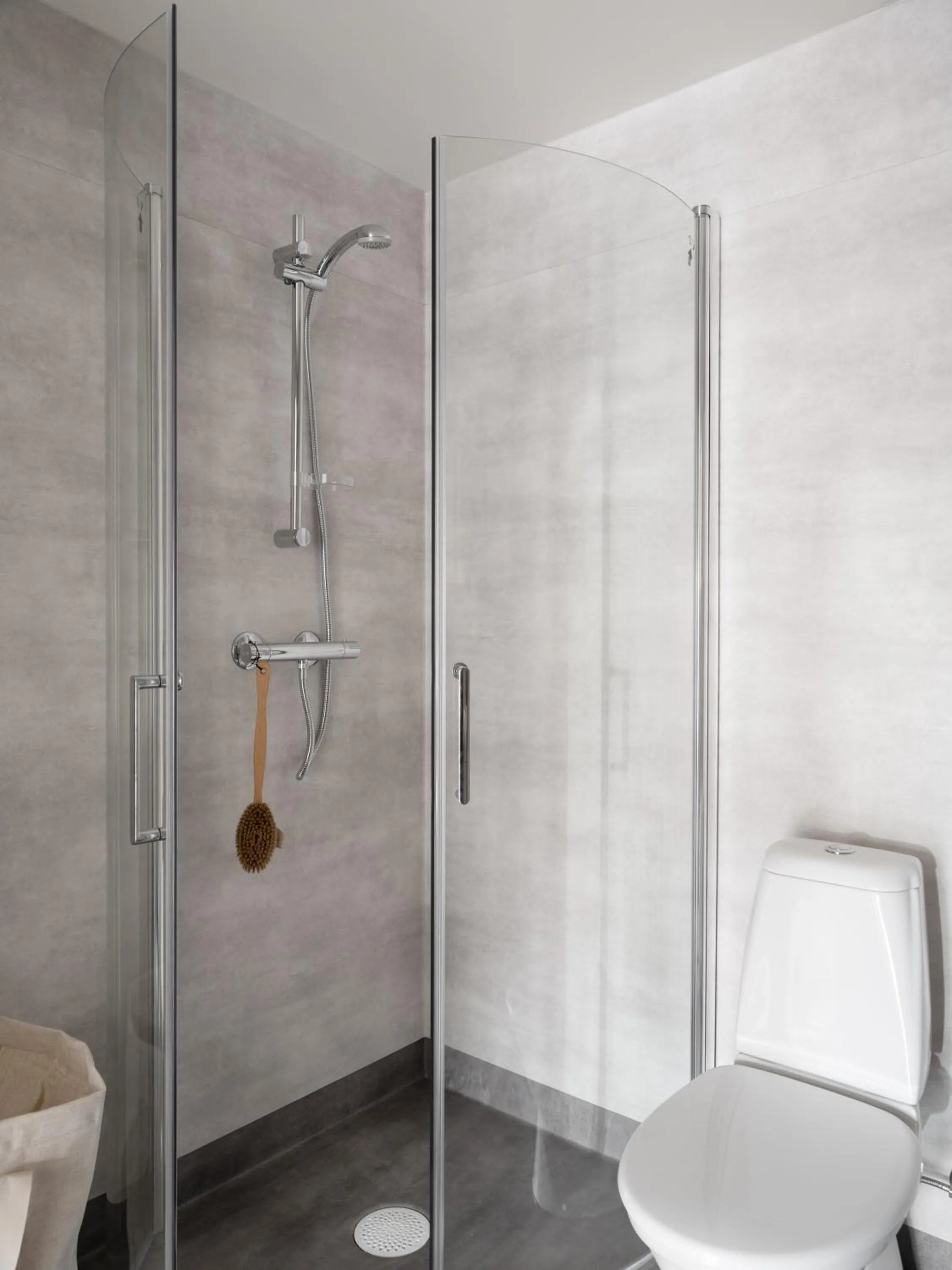 Shower in Waterfront Cabins