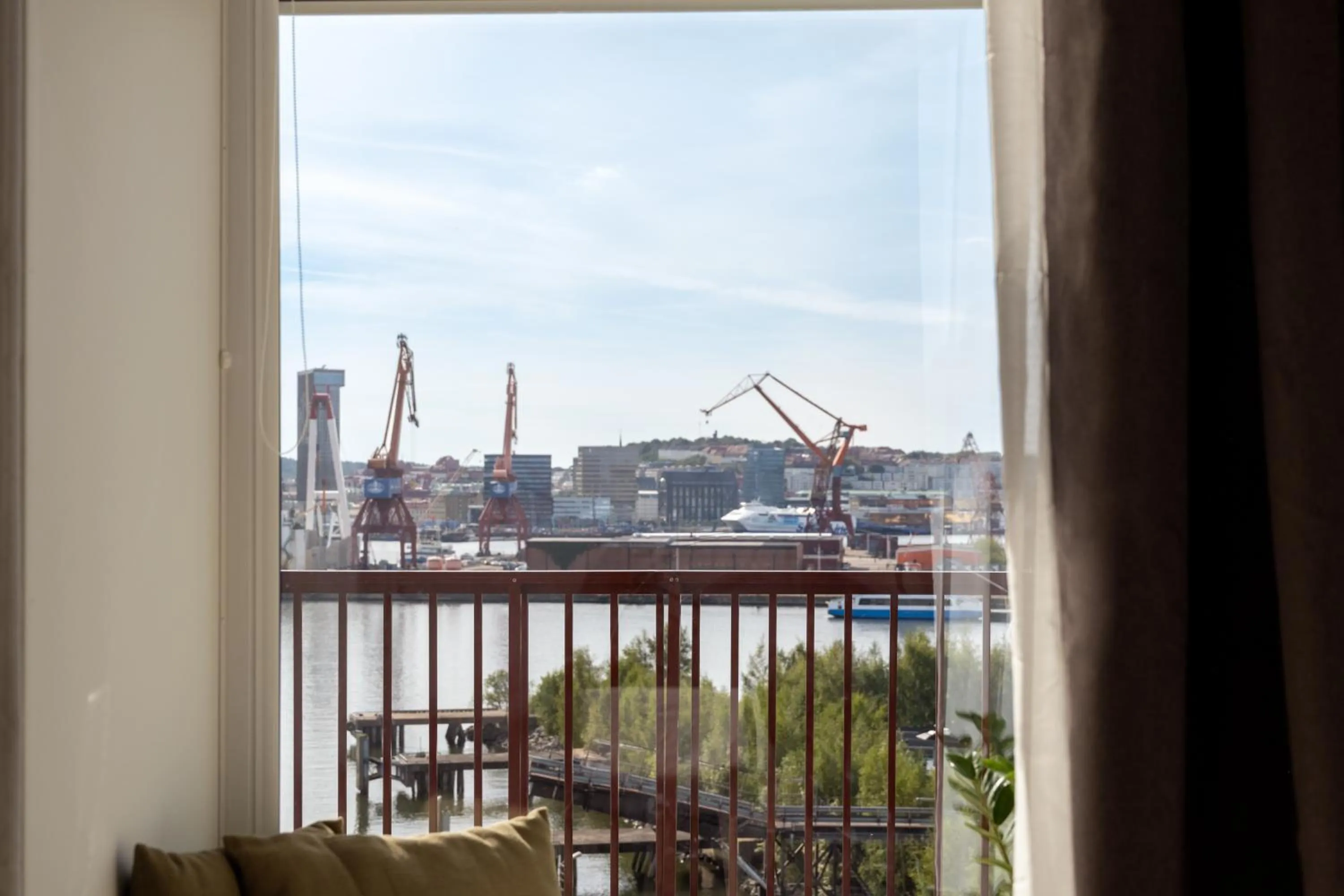 City view in Waterfront Cabins