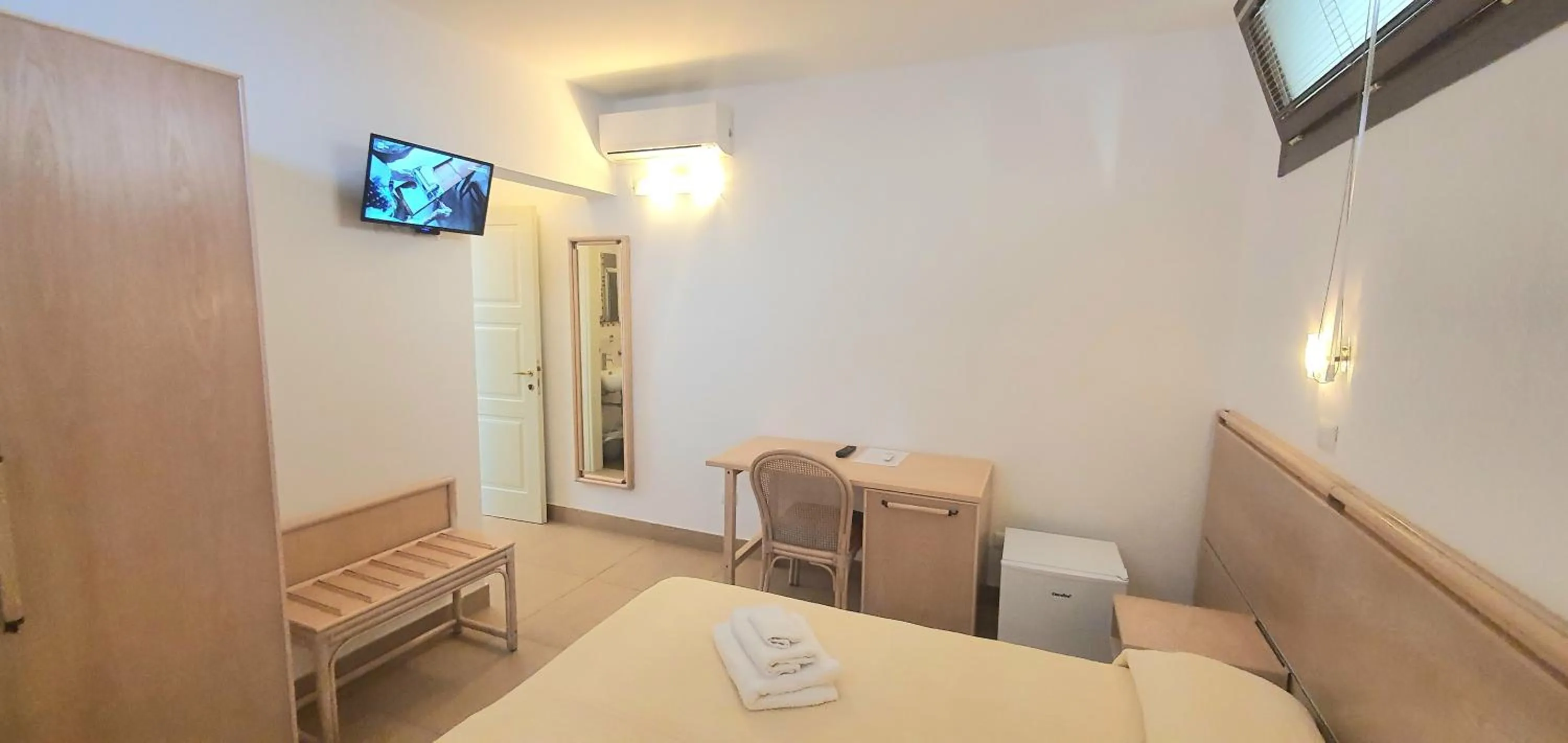 Photo of the whole room, Bed in Agriturismo Il Trappeto