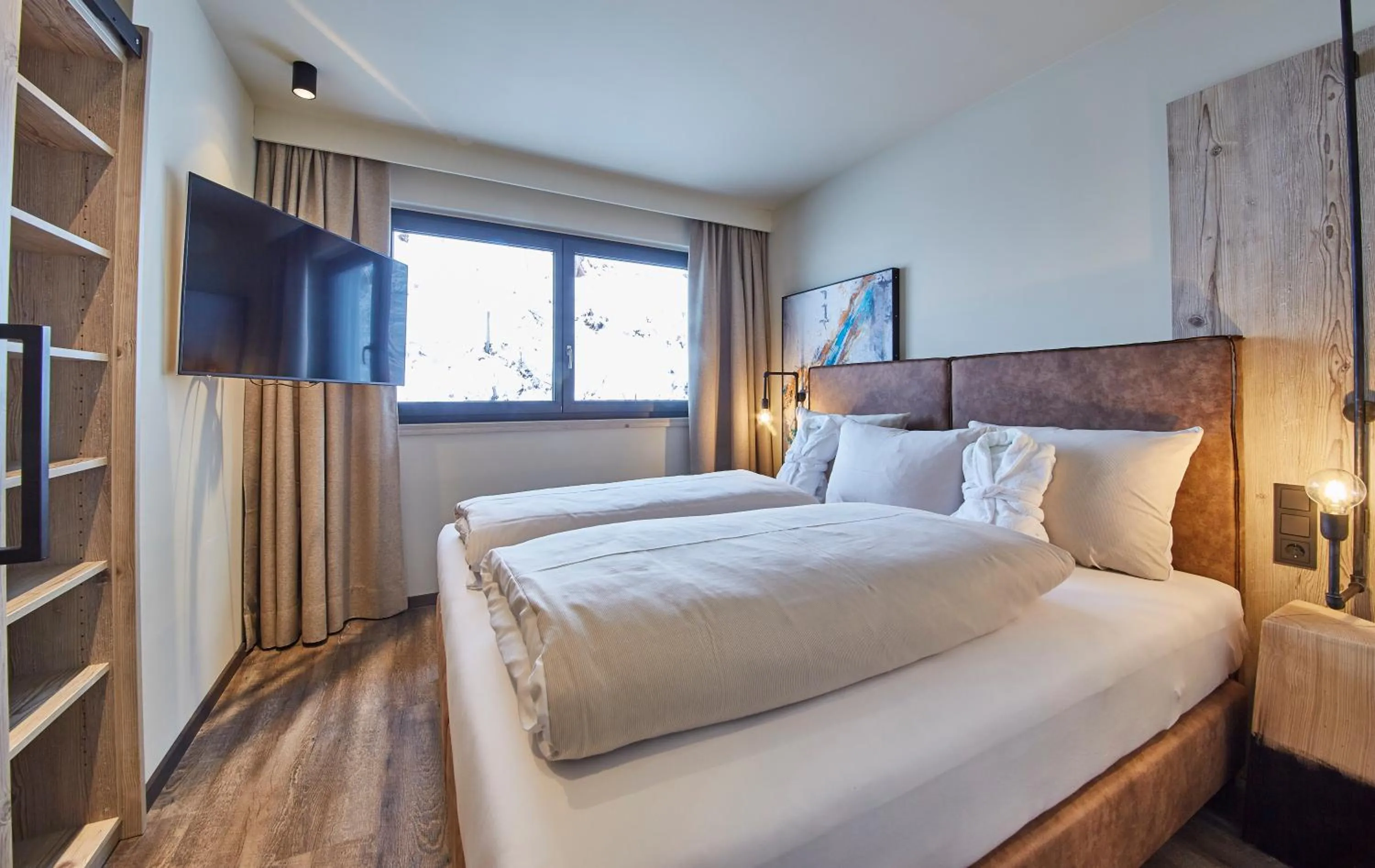 Photo of the whole room, Bed in THOMSN Central Hotel & Appartements