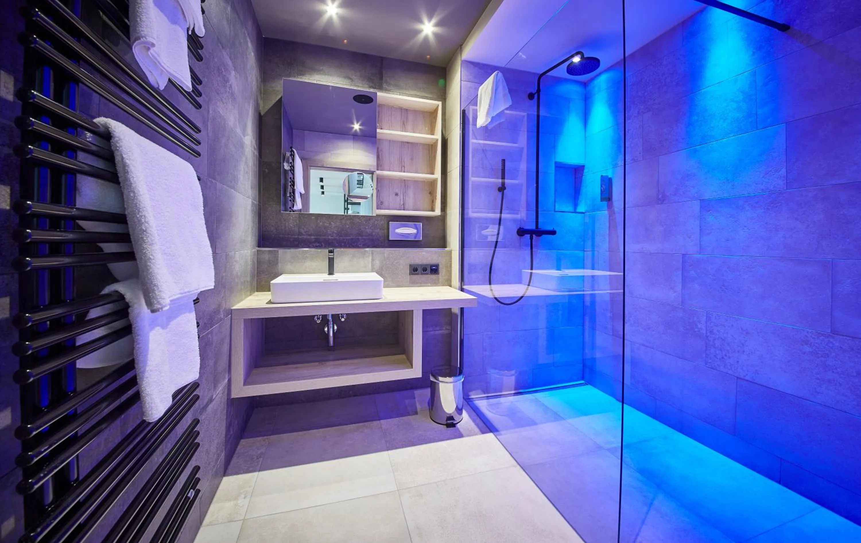 Bathroom in THOMSN Central Hotel & Appartements