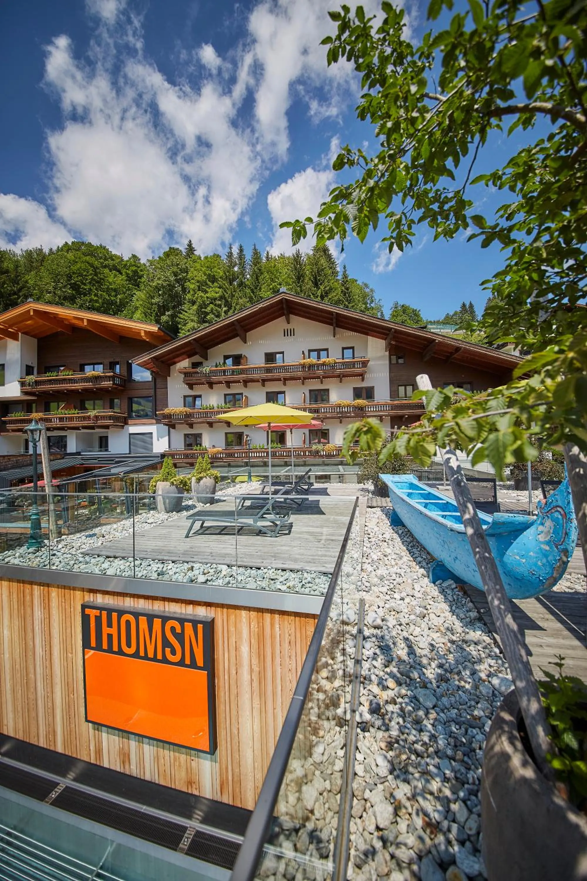 Property building in THOMSN Central Hotel & Appartements