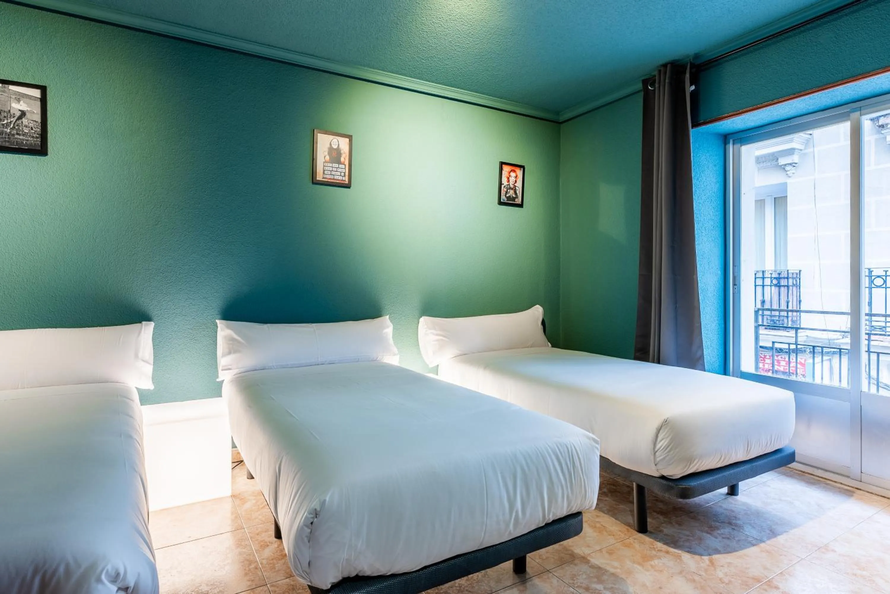 Bedroom in Ideal Hostel Madrid