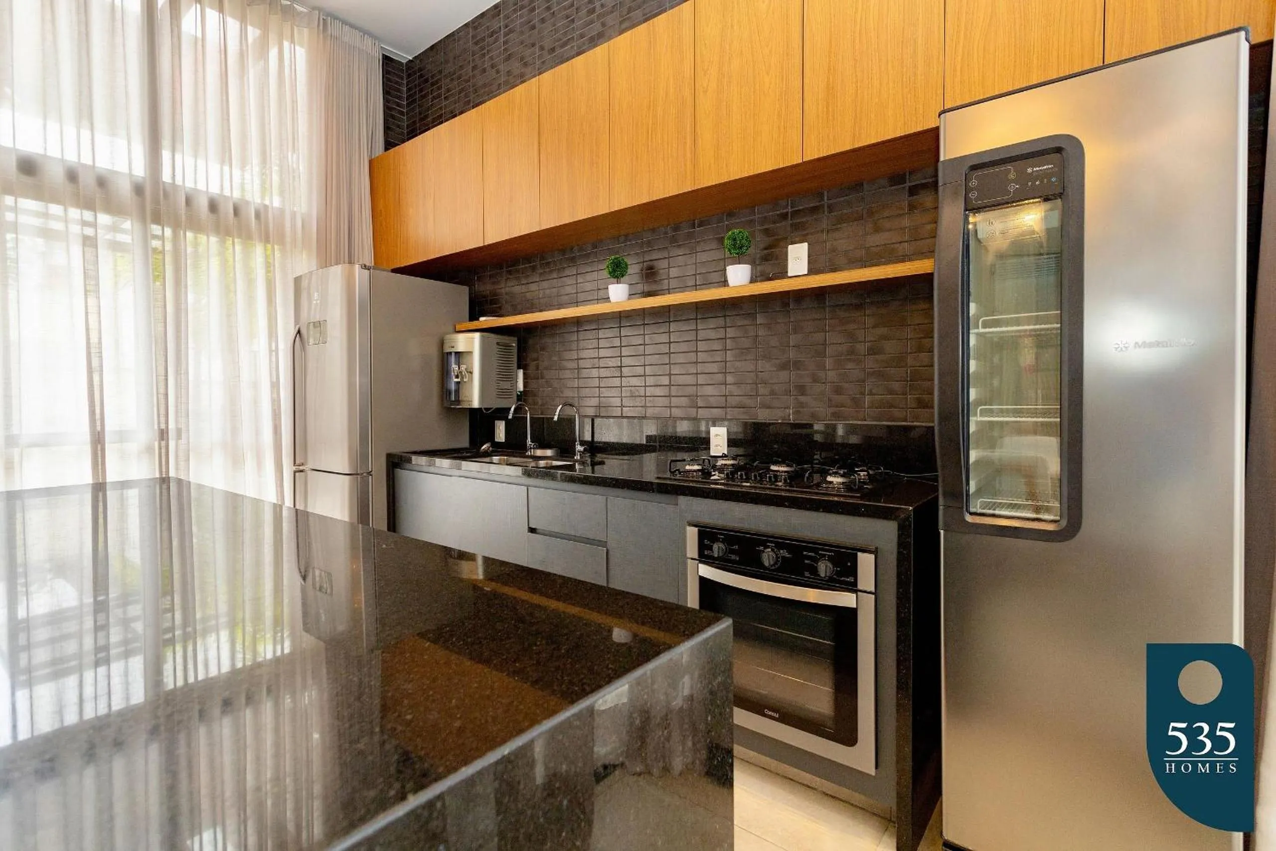 Communal lounge/ TV room in Lindo e aconchegante com vista panorâmica na Barra