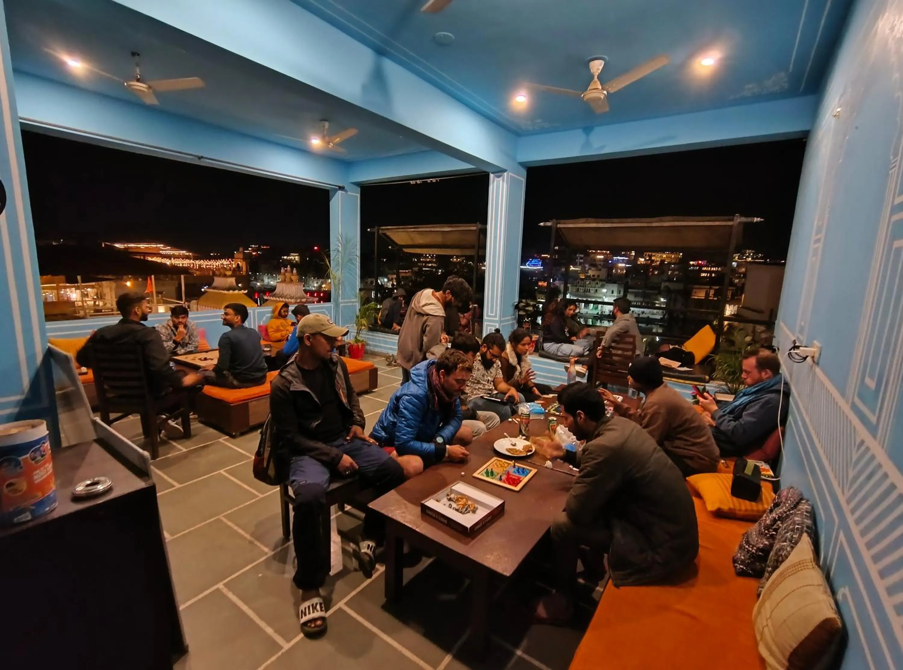 People in Madpackers Udaipur