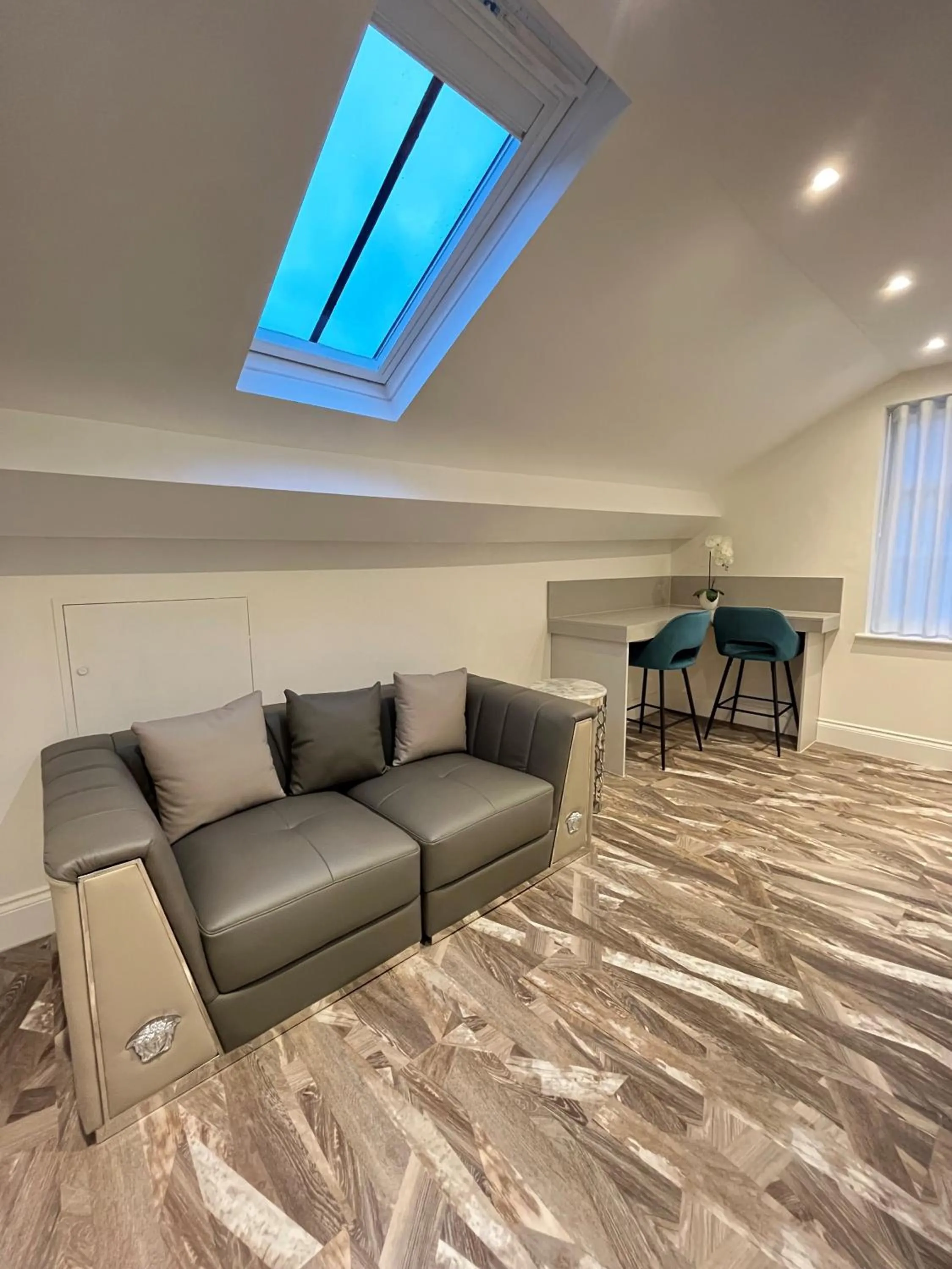 Kitchen or kitchenette in Philharmonic Hotel