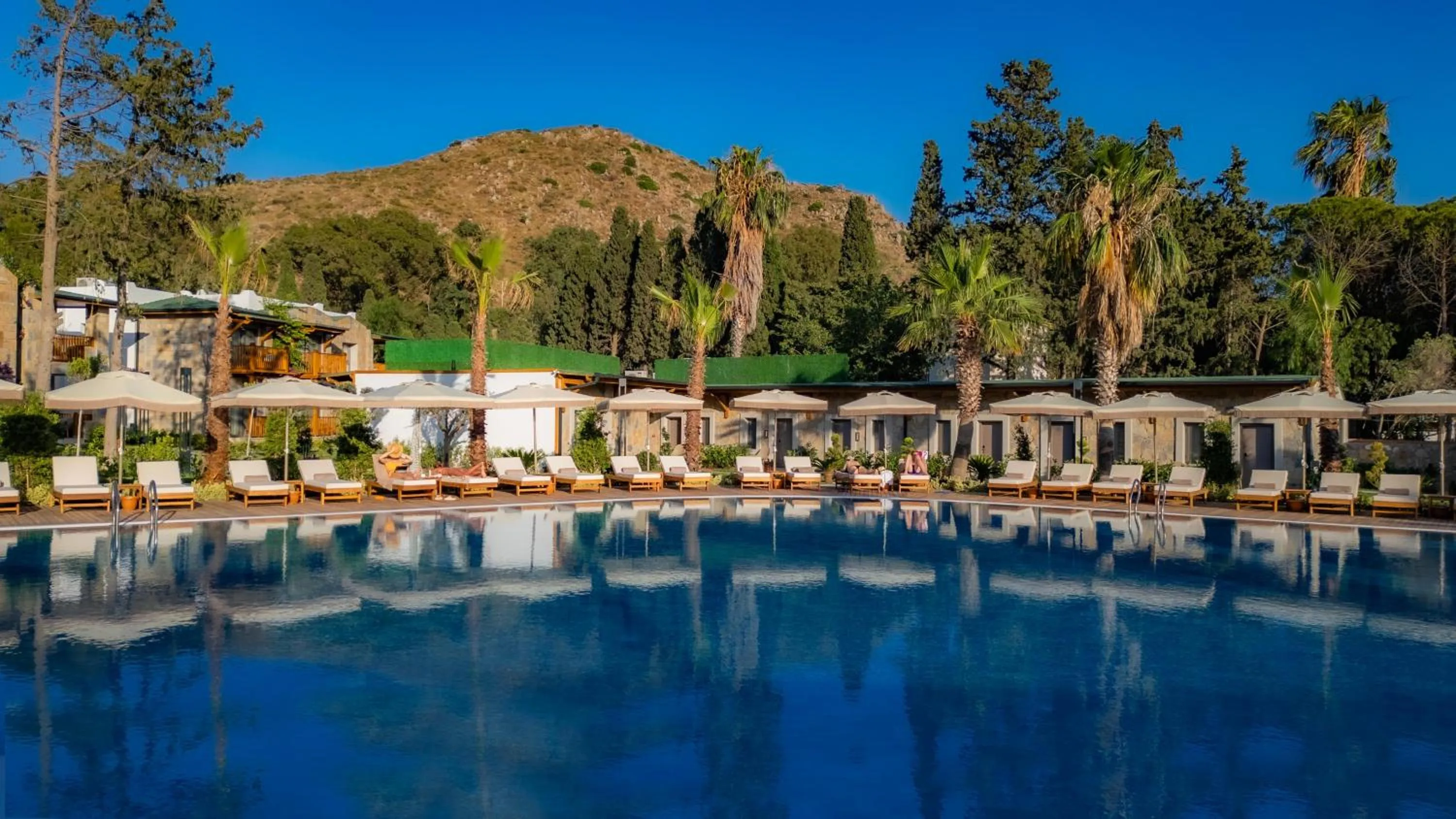 Swimming pool in Suum Bodrum Hotel & Beach - Adult Only