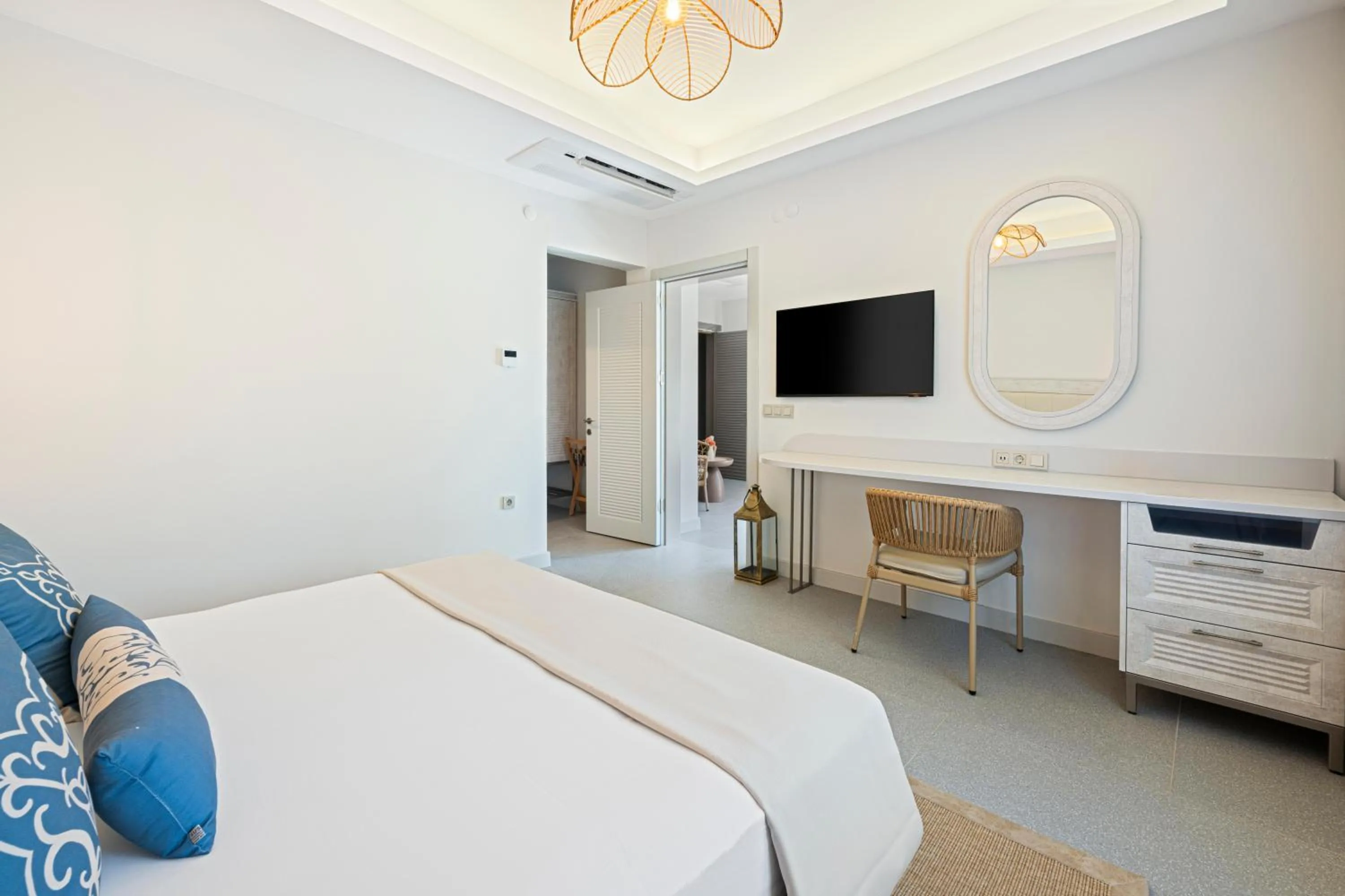 Photo of the whole room, Bed in Suum Bodrum Hotel & Beach - Adult Only