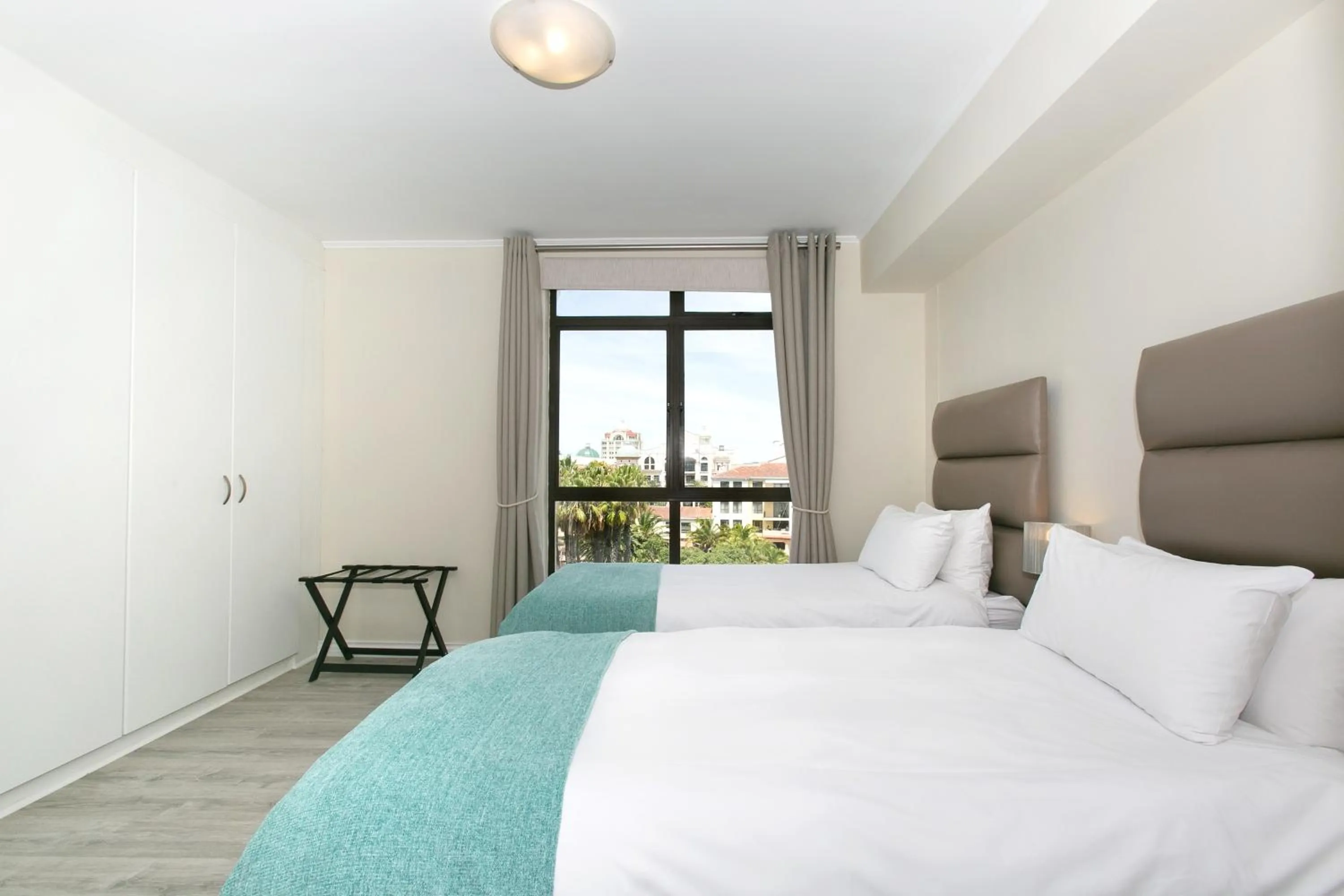 Bedroom, Bed in Island Club Hotel & Apartments