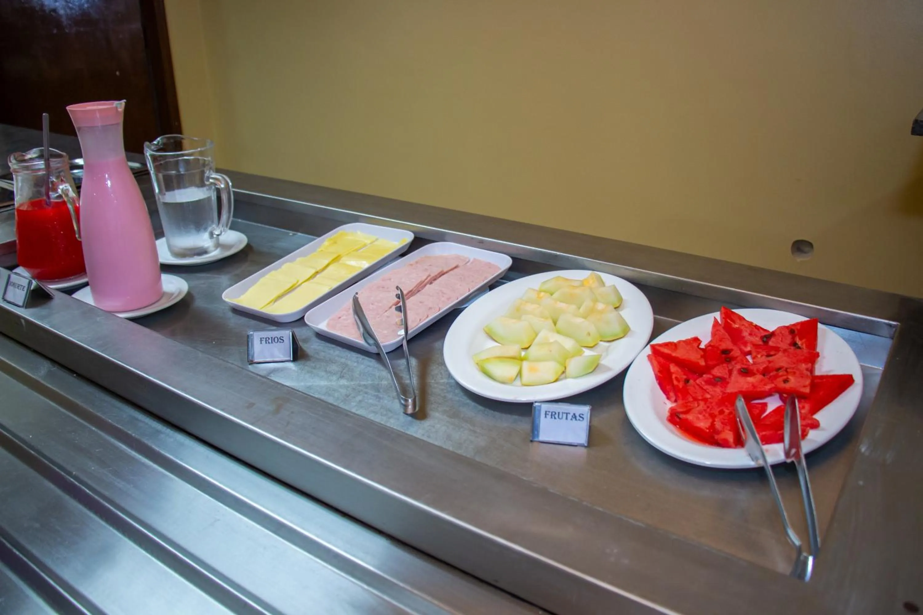 Breakfast in Plaza Prestige Hotel Manaus