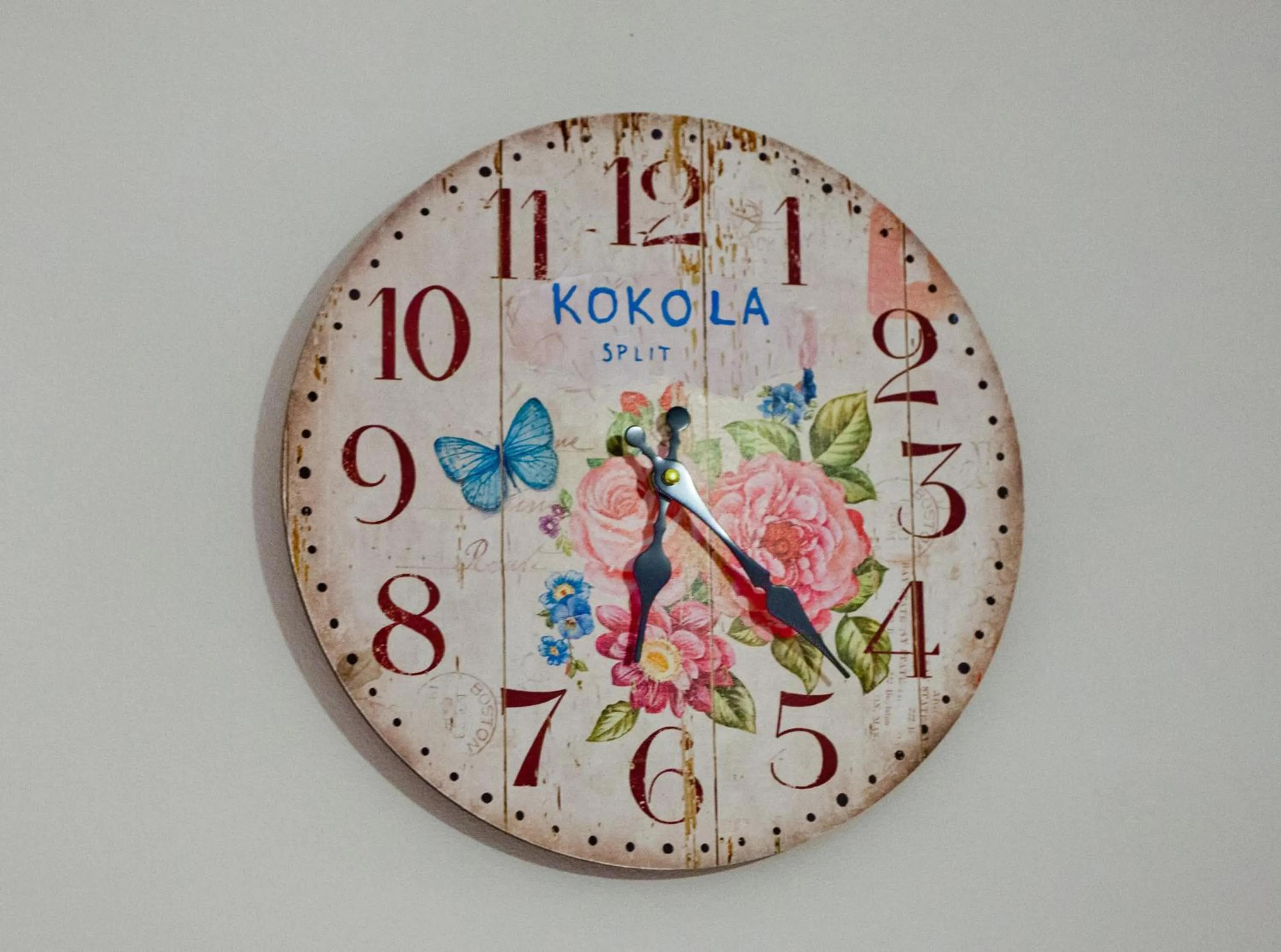 Decorative detail in Luxury Room Kokola
