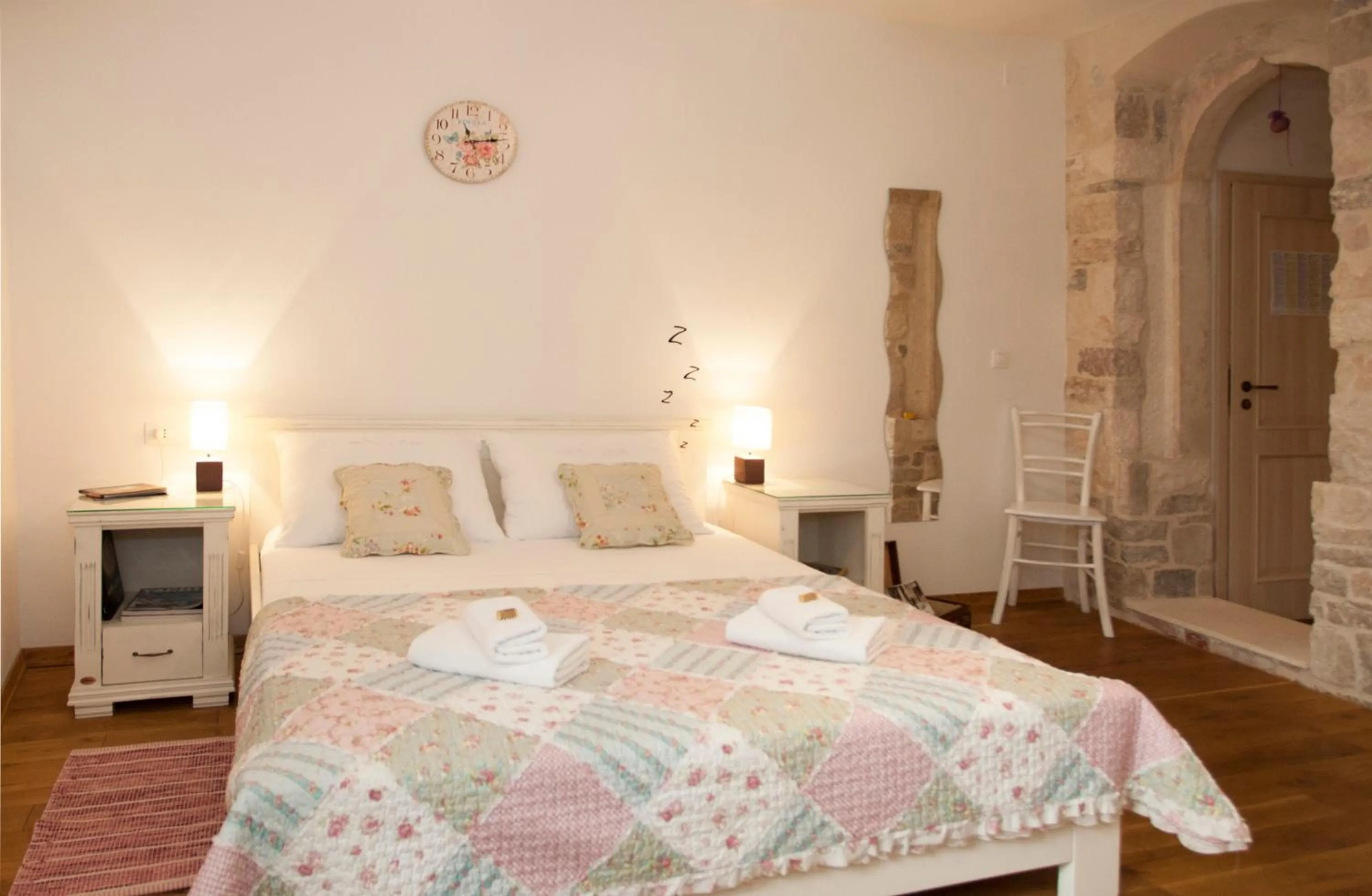Bed in Luxury Room Kokola