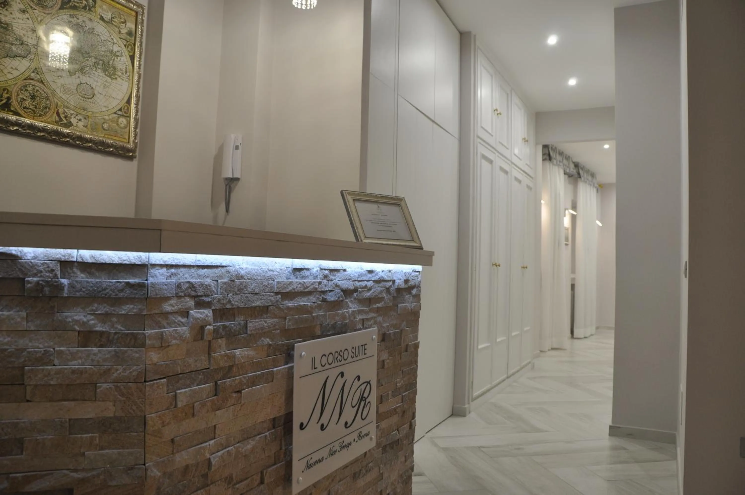 Lobby or reception in Il Corso Suite