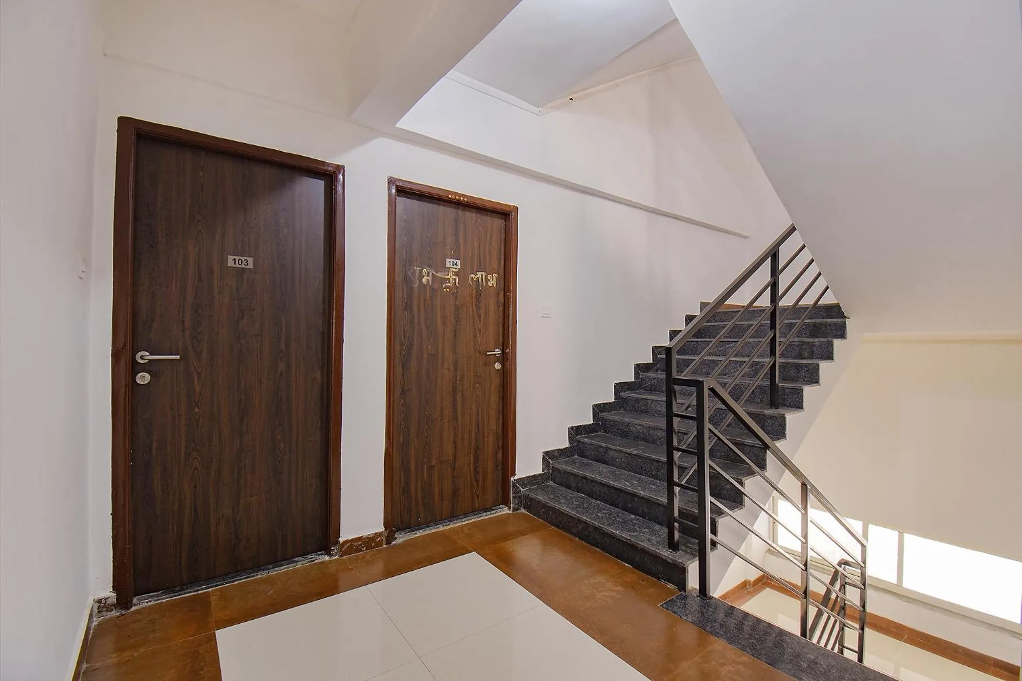 Lobby or reception in FabHotel Fortune Suites - Nr Mannipal Hospital, Baner