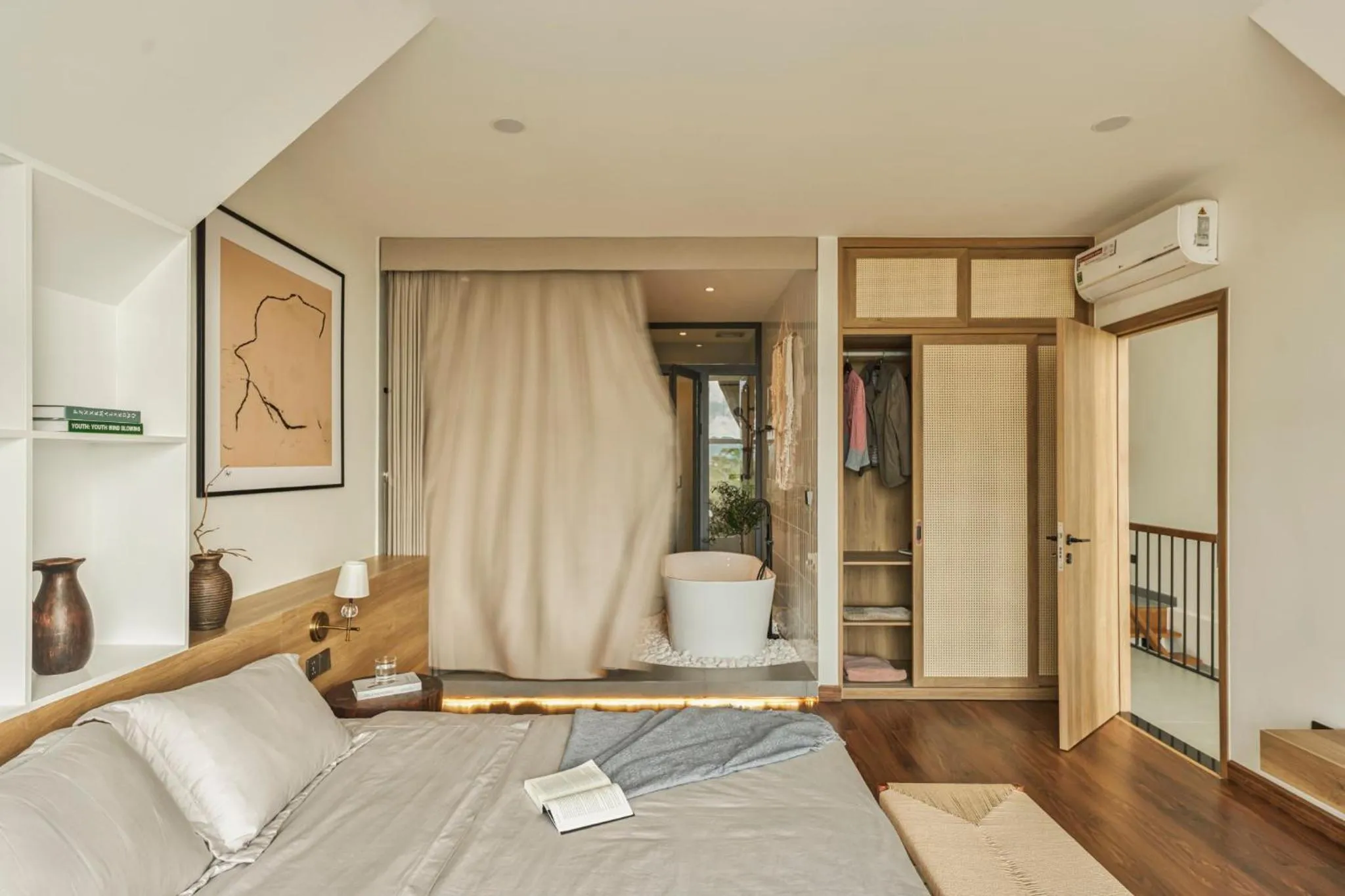 Bed in LAKE HILL Villas