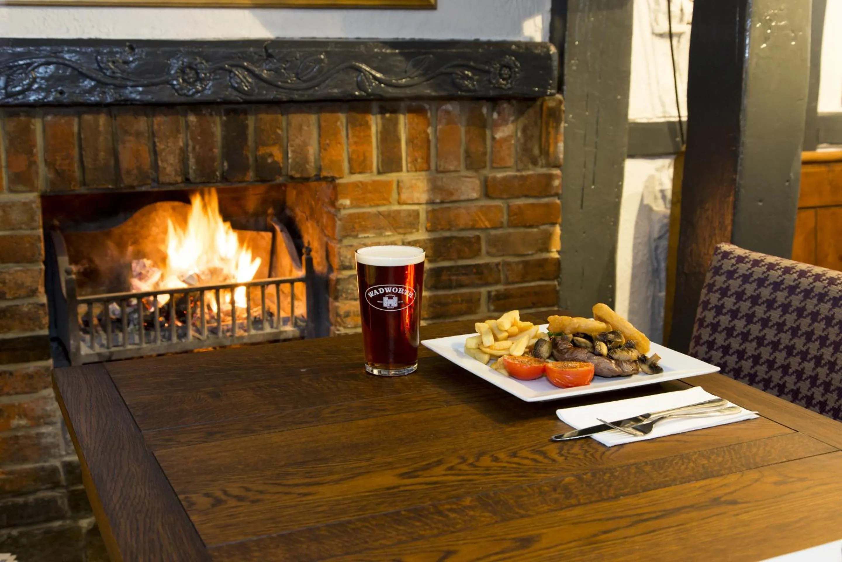 Lounge or bar in The Old Bell - Warminster