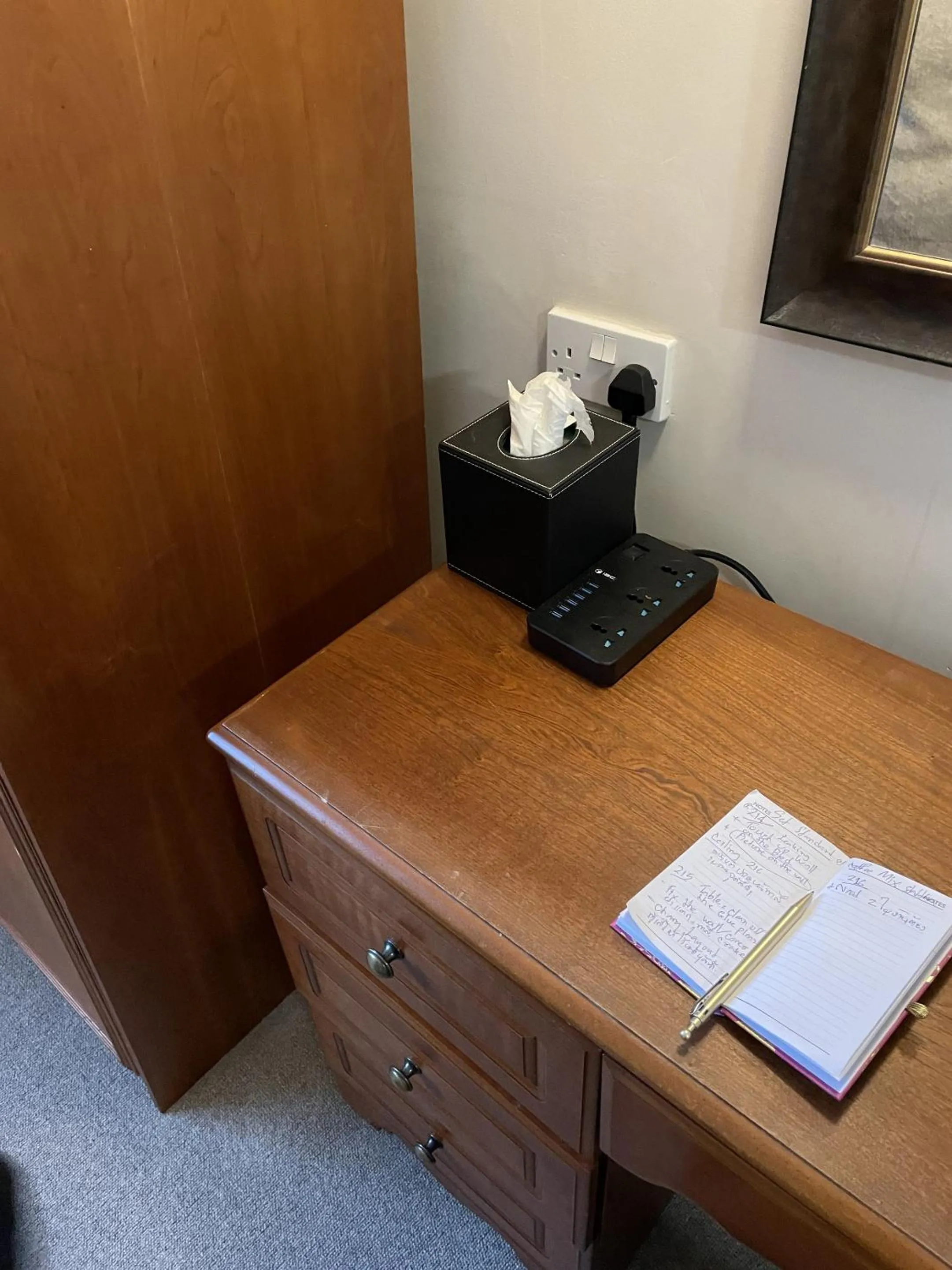 Bedroom in The Old Bell - Warminster