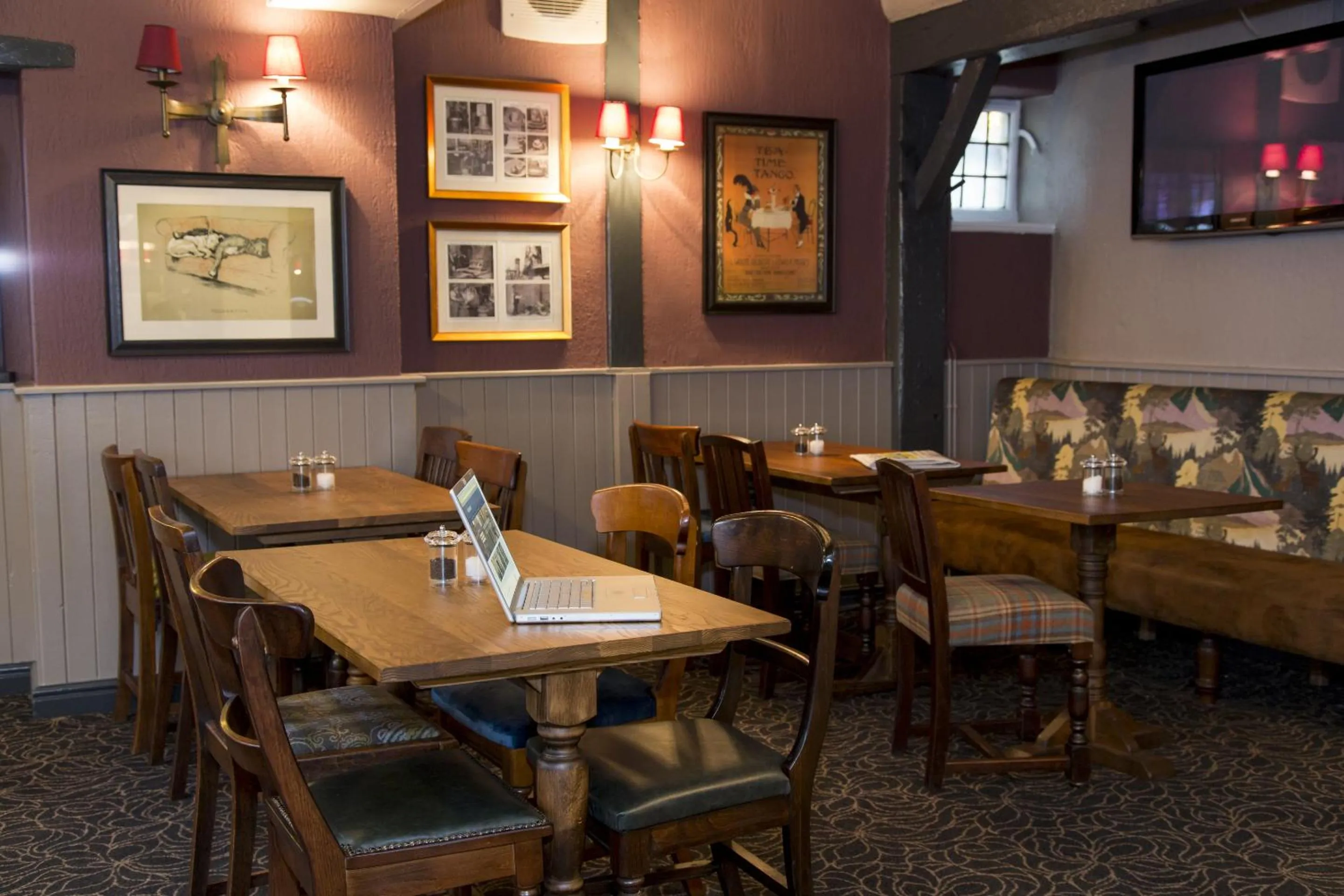 Lounge or bar in The Old Bell - Warminster