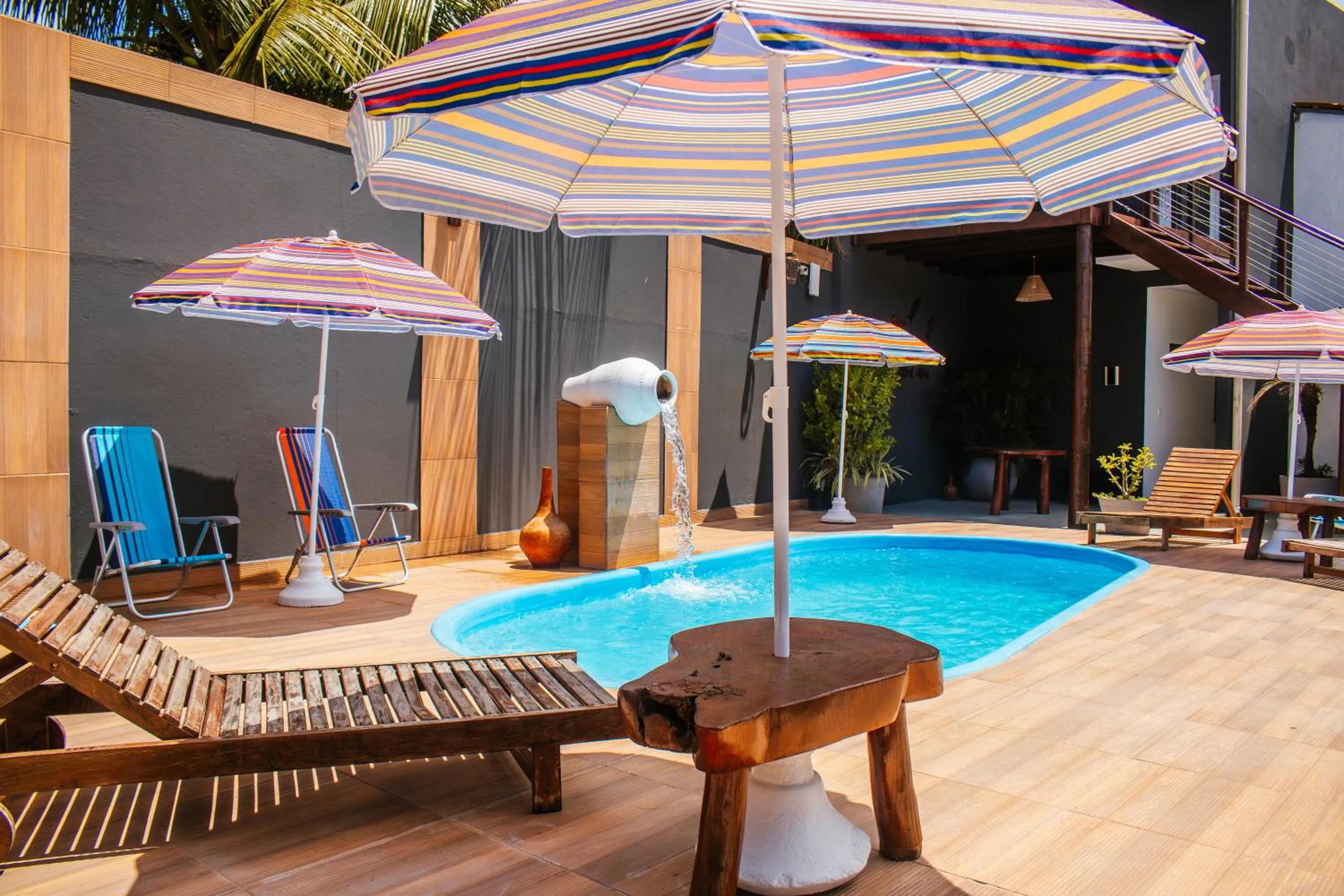 Swimming pool in Pousada do Enildo