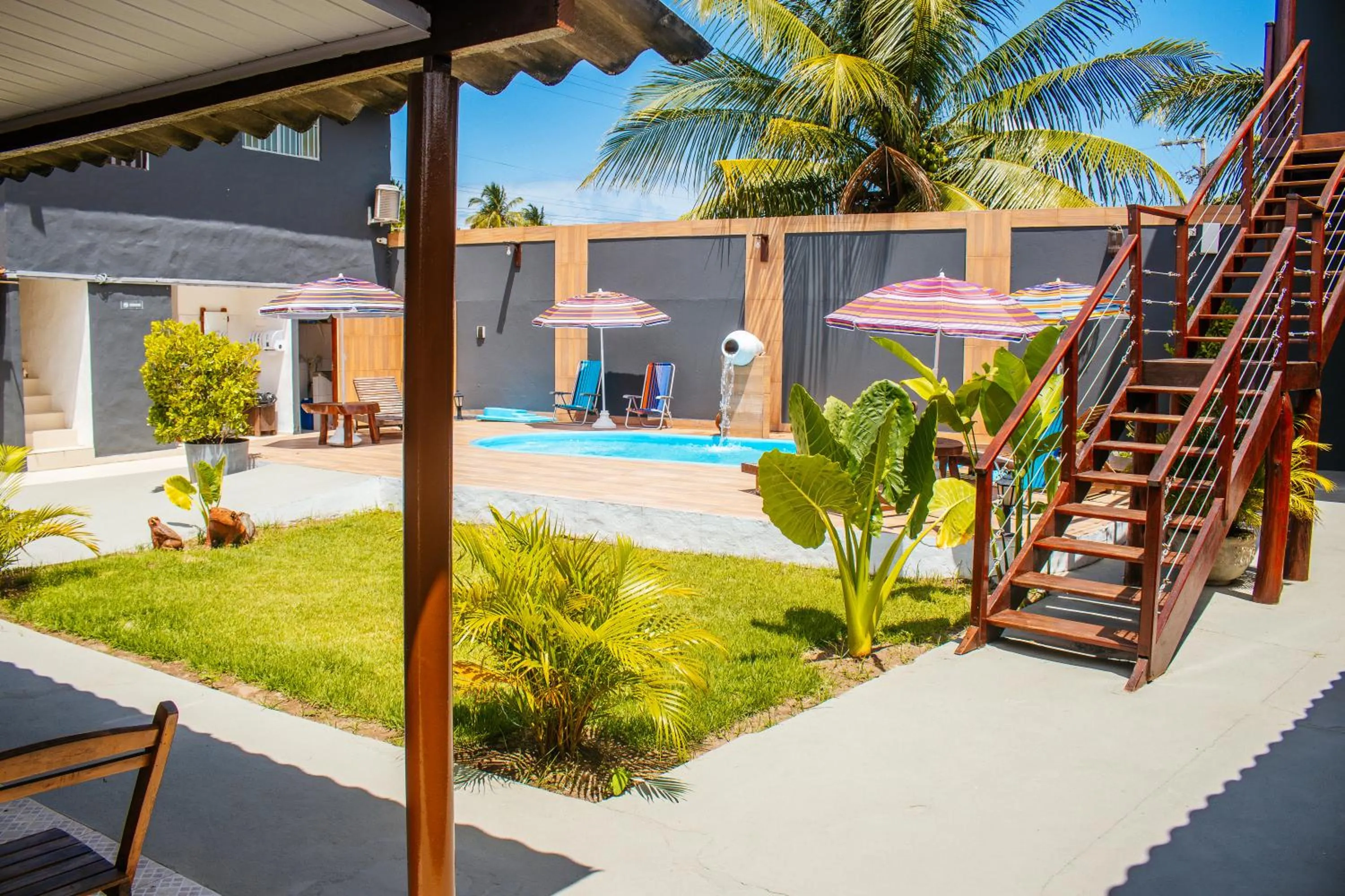 Swimming pool in Pousada do Enildo