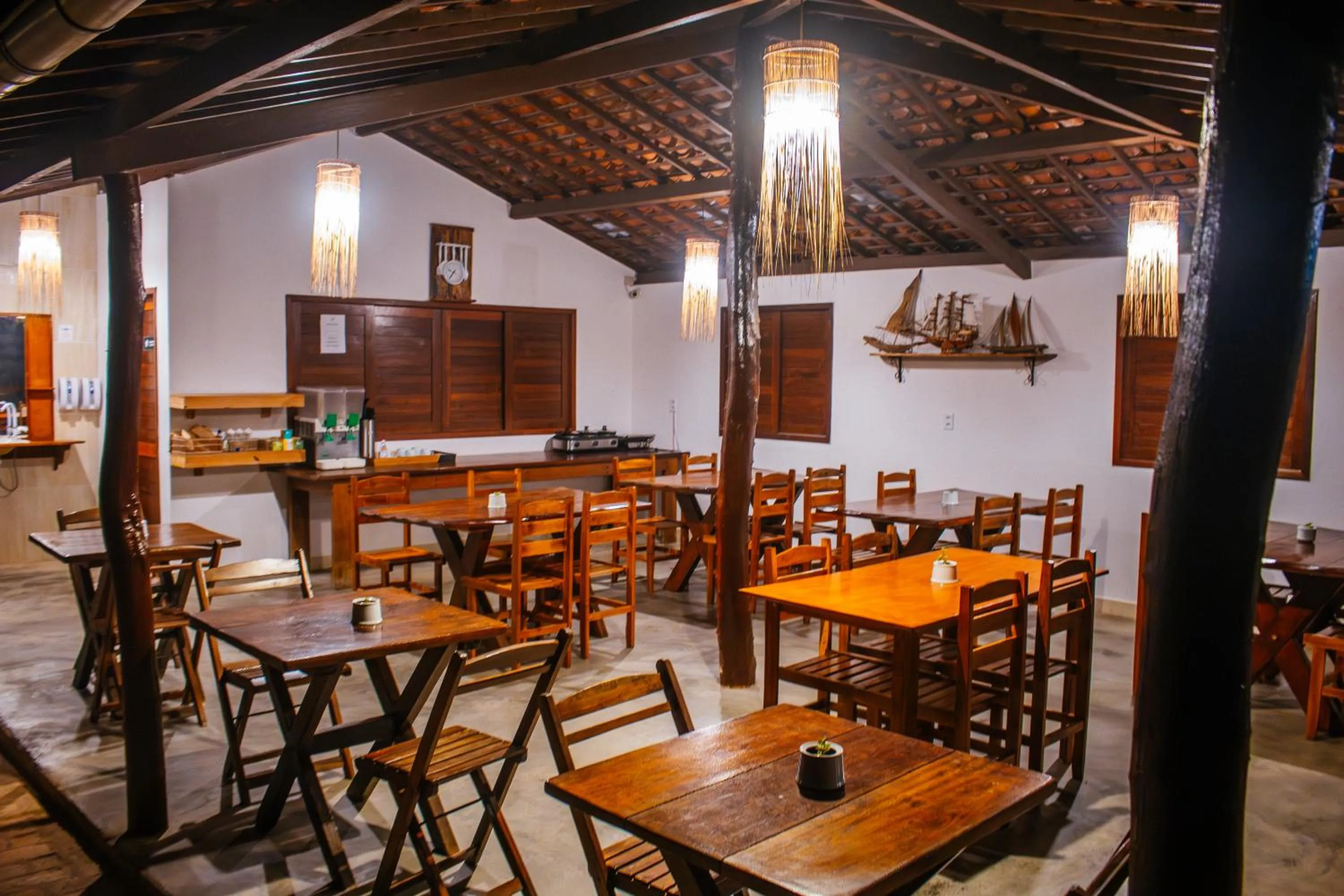Restaurant/places to eat in Pousada do Enildo