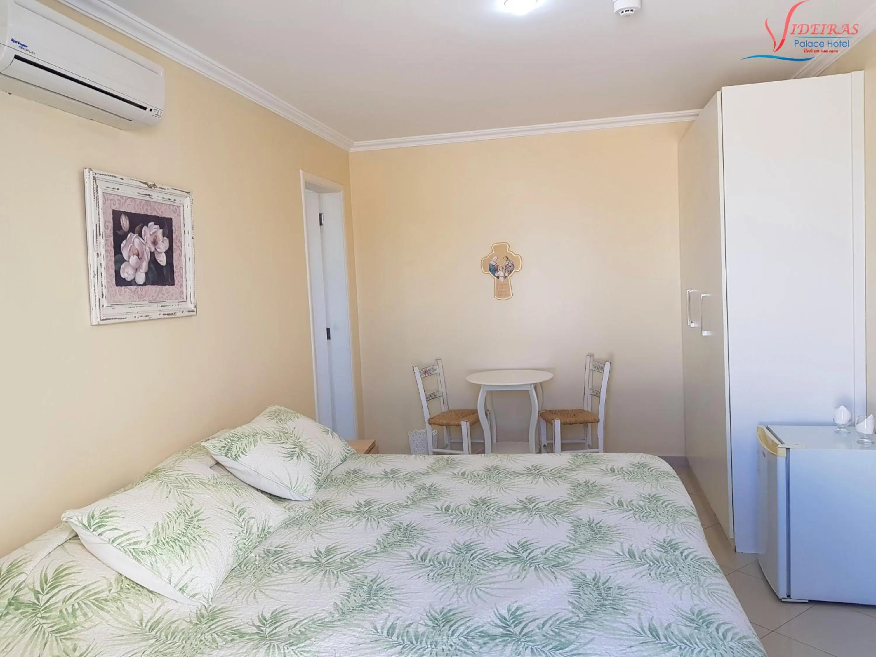 Bed in Videiras Palace Hotel