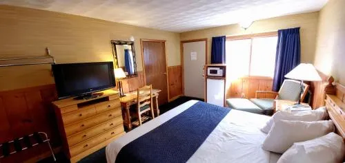 The Lake Motel