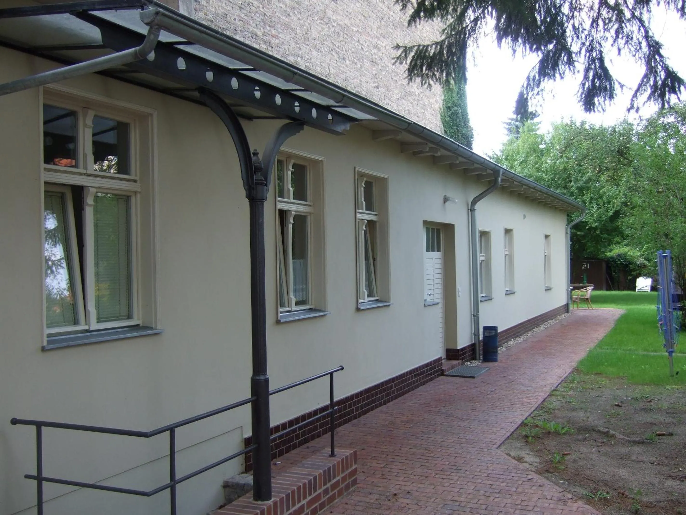 Property building in Pensionszimmer Unicat