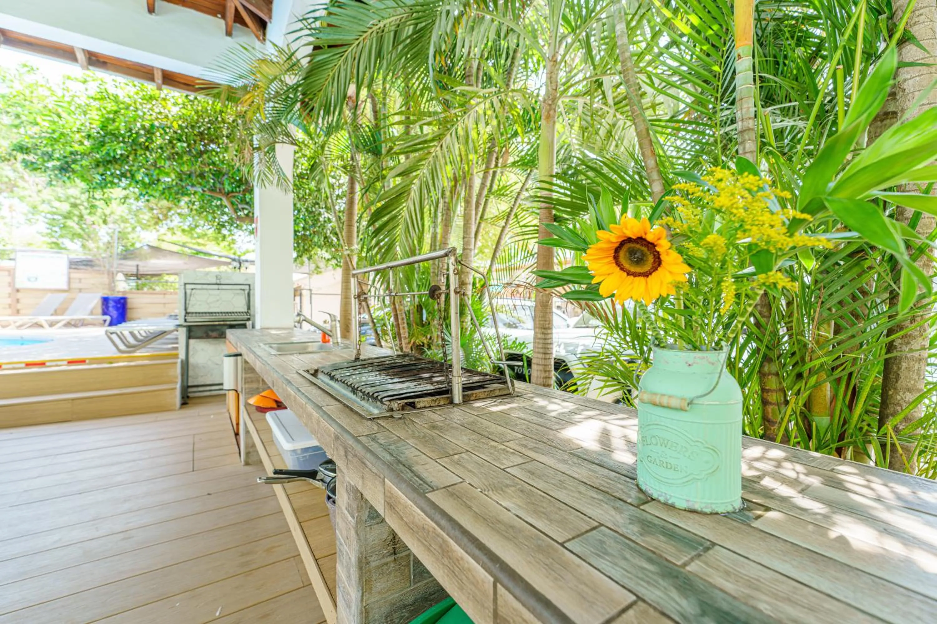 BBQ facilities in Hotel Mar Rey