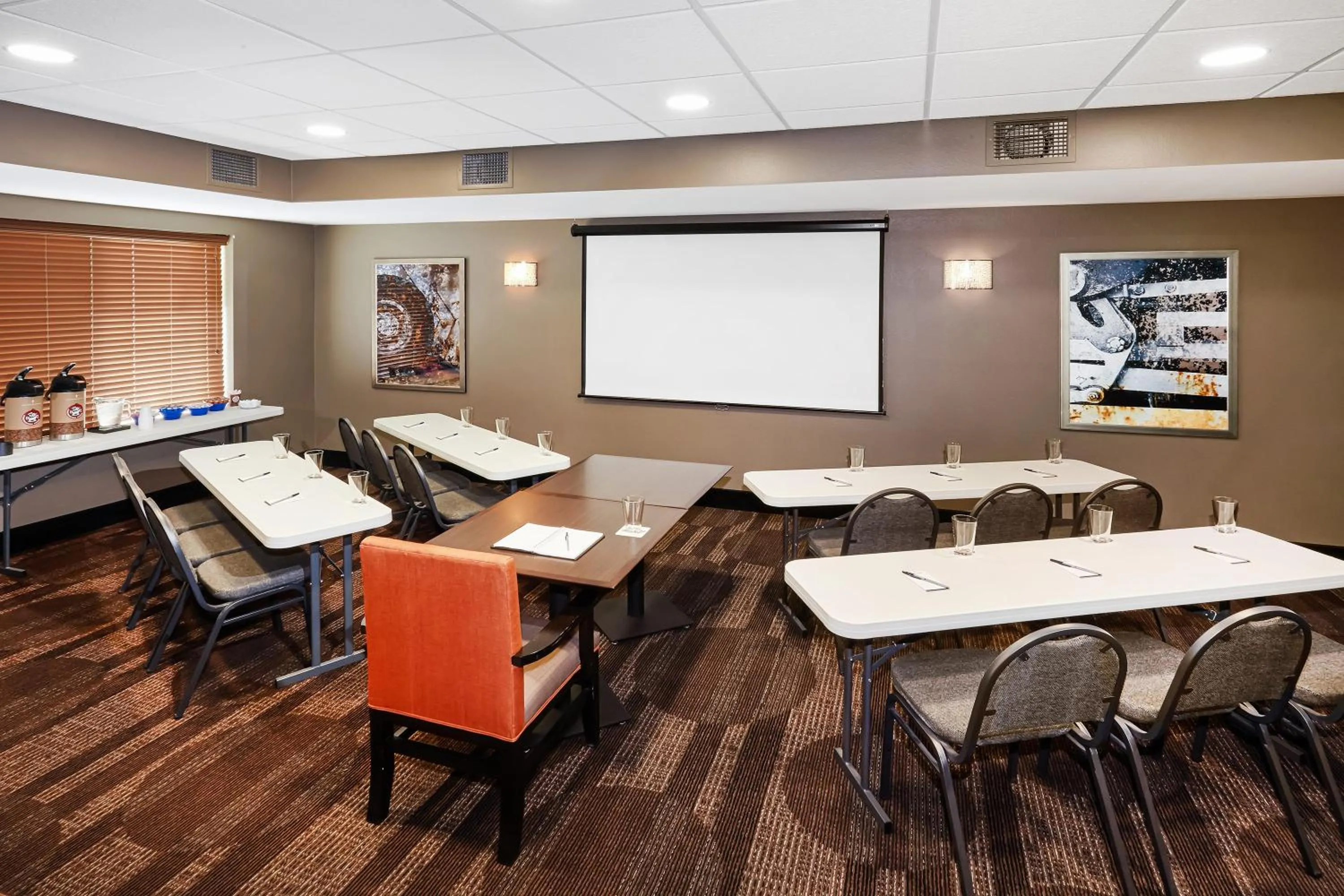 Meeting/conference room in AmericInn by Wyndham Waupun