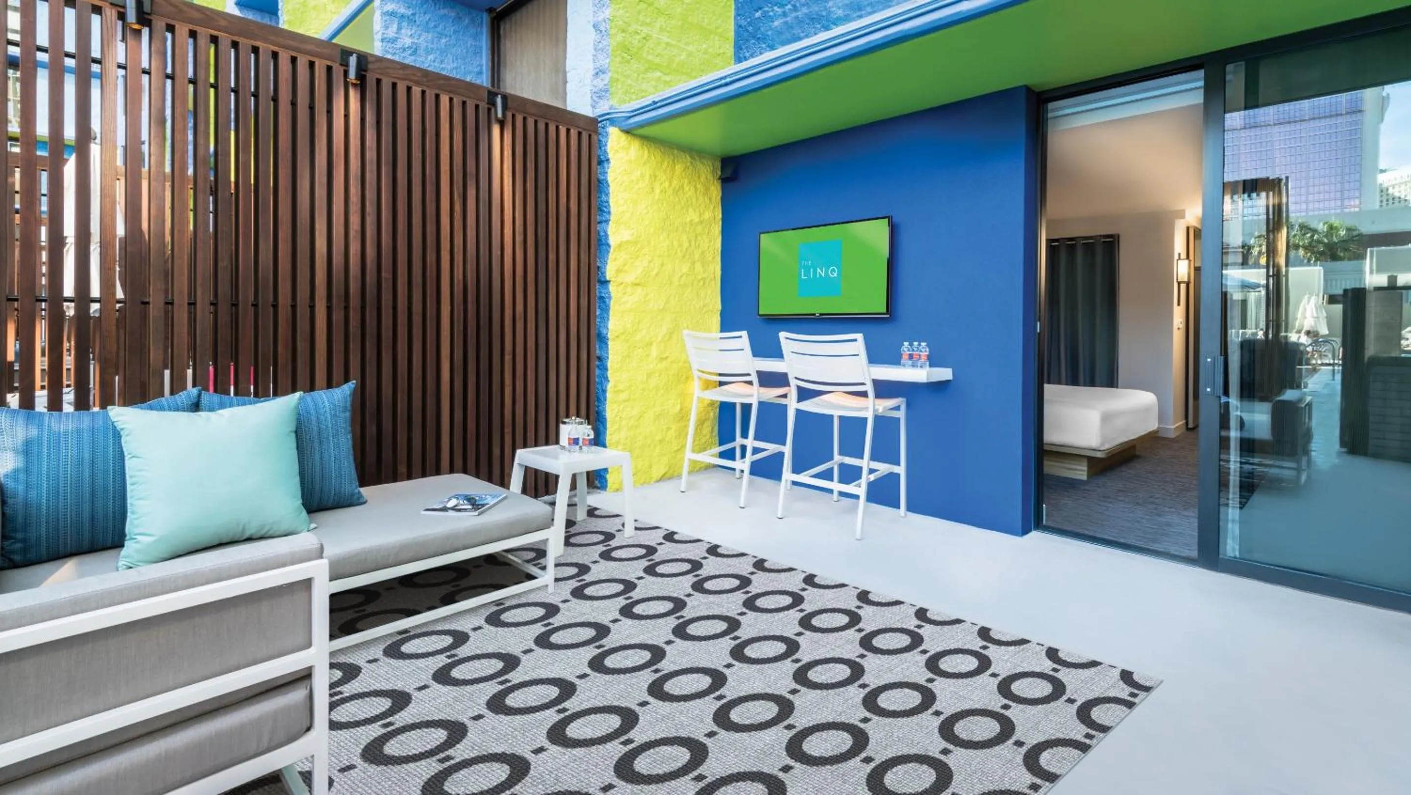 Patio in The LINQ Hotel & Casino, A Caesars Destination