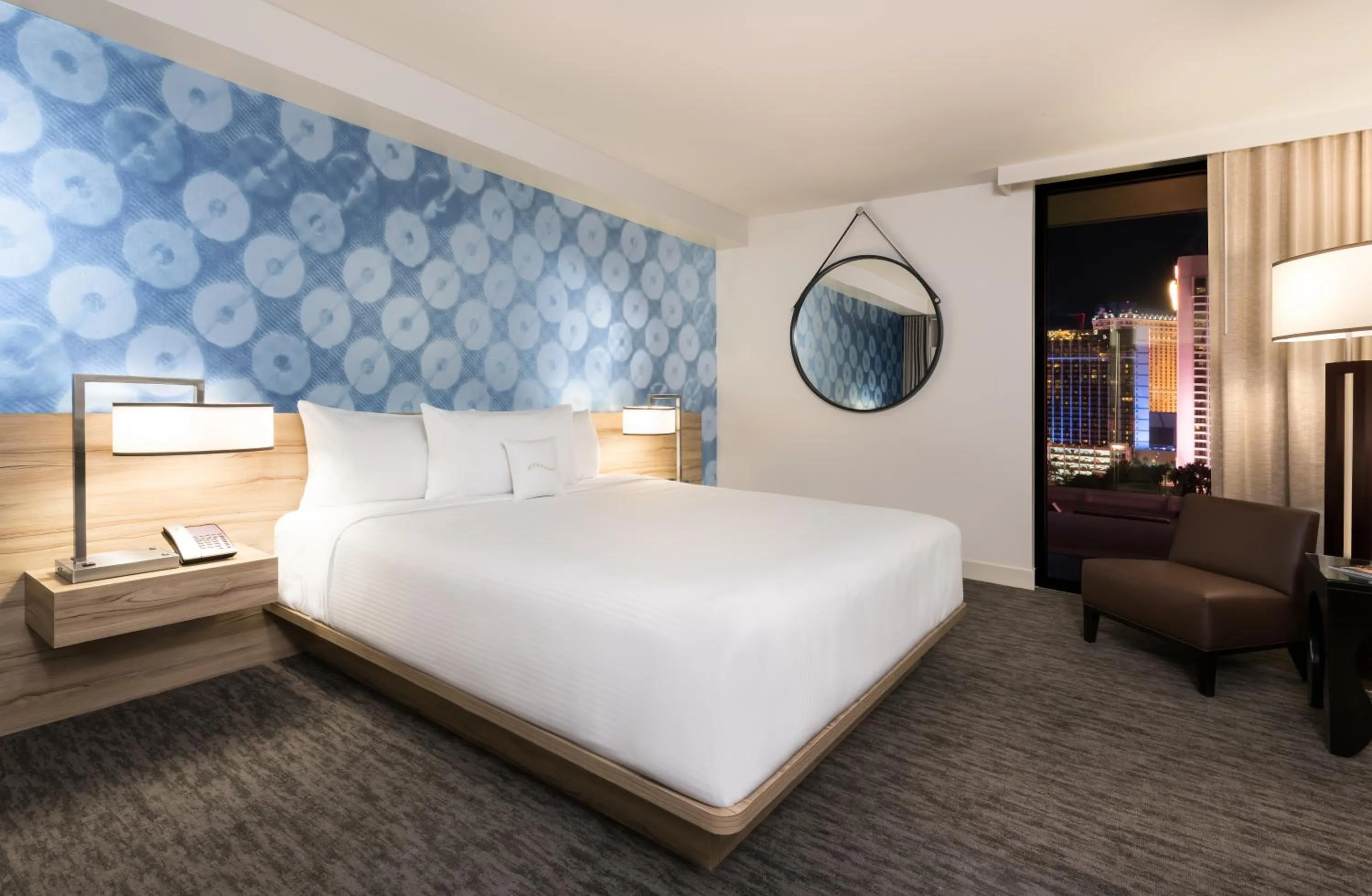 Bedroom, Bed in The LINQ Hotel & Casino, A Caesars Destination