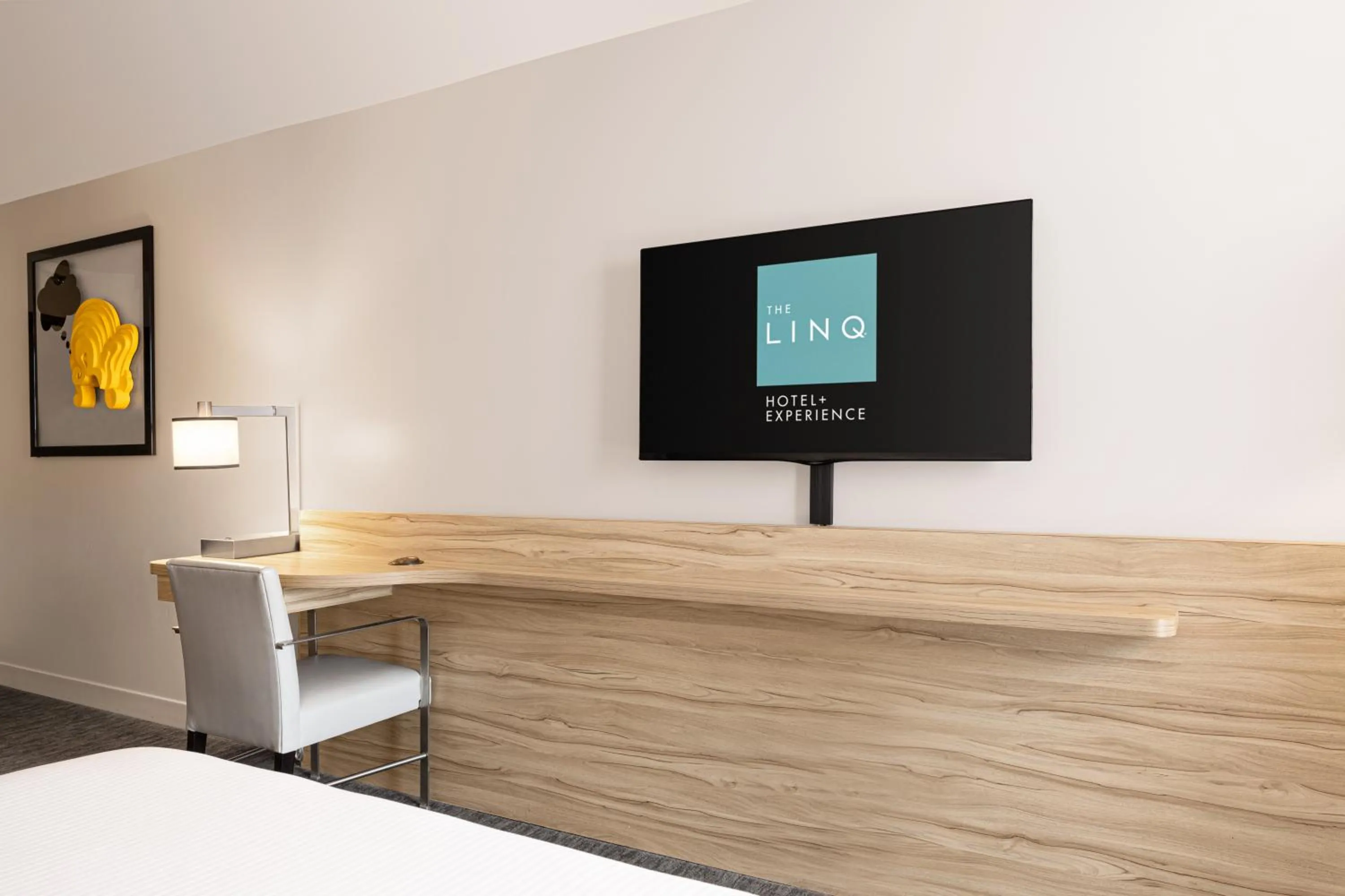 Bedroom, Bed in The LINQ Hotel & Casino, A Caesars Destination