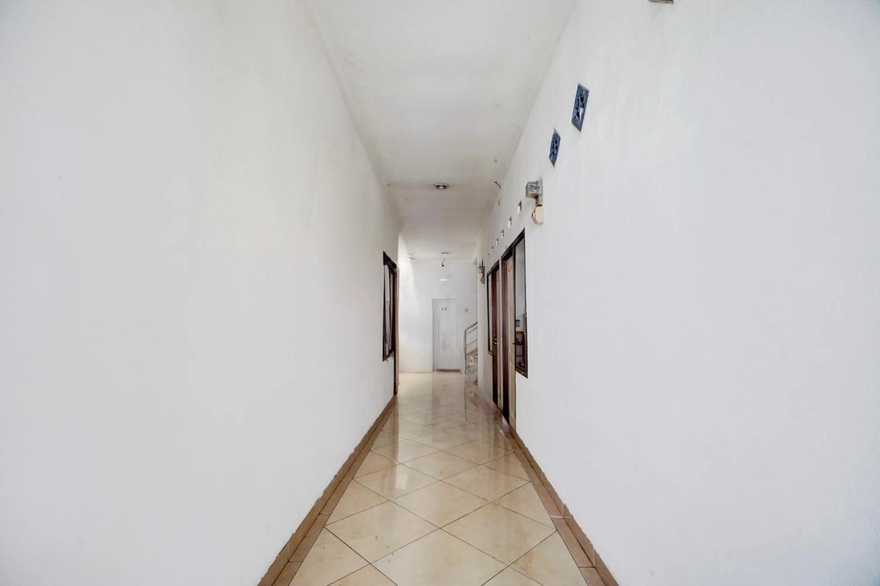 Lobby or reception in Hotel O MUMU HOMESTAYNearCarnival Park Surabaya