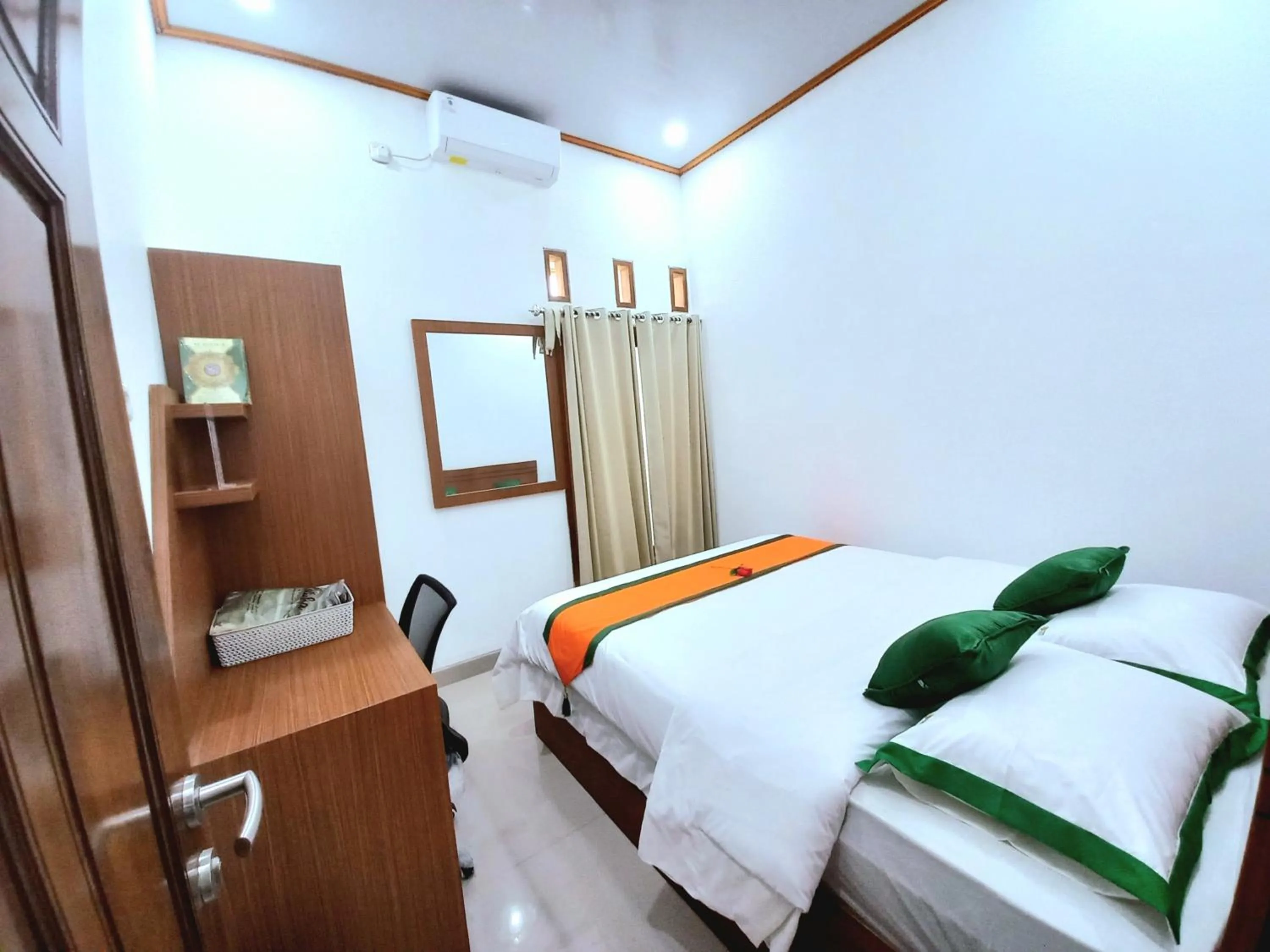 Bed in Homestay Jogja Prambanan By Simply Homy