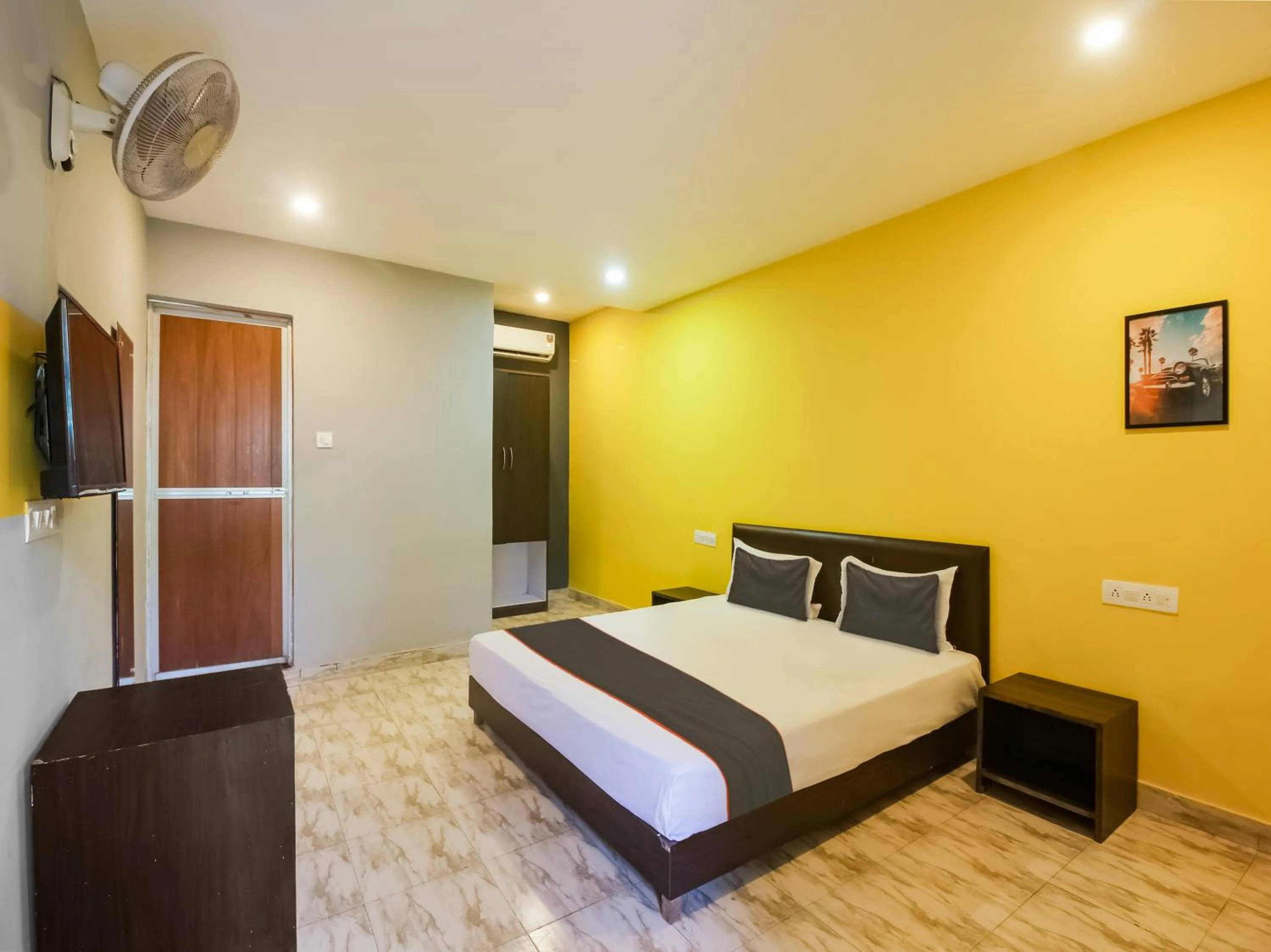 Bedroom, Bed in Hotel O MAP INN