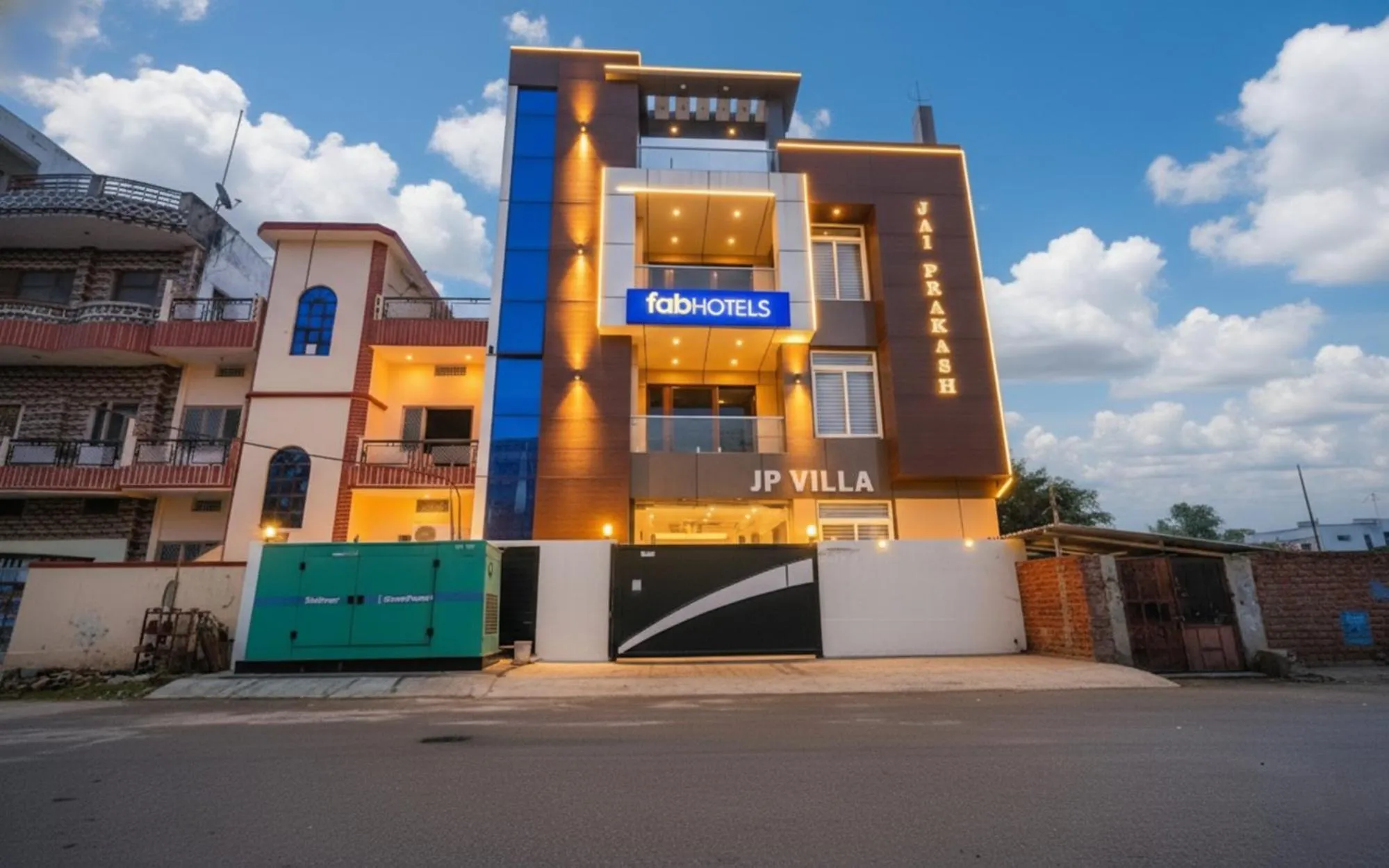 Property building in Fabhotel JP Villa - Nr Stadium