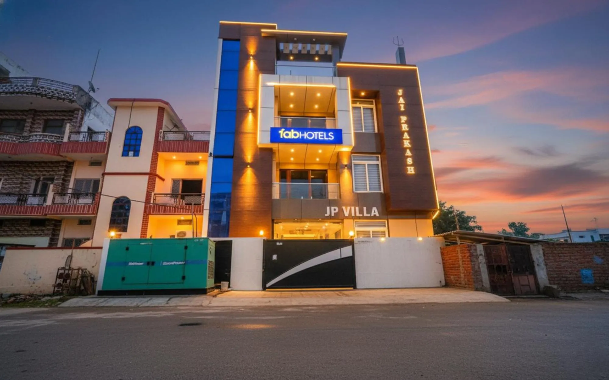 Property building in Fabhotel JP Villa - Nr Stadium