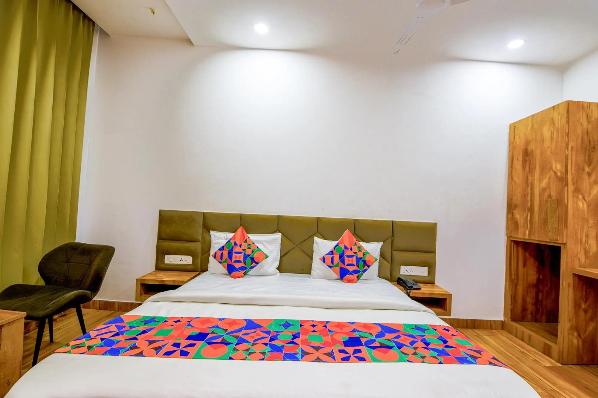 Bed in FabHotel Amar Villa