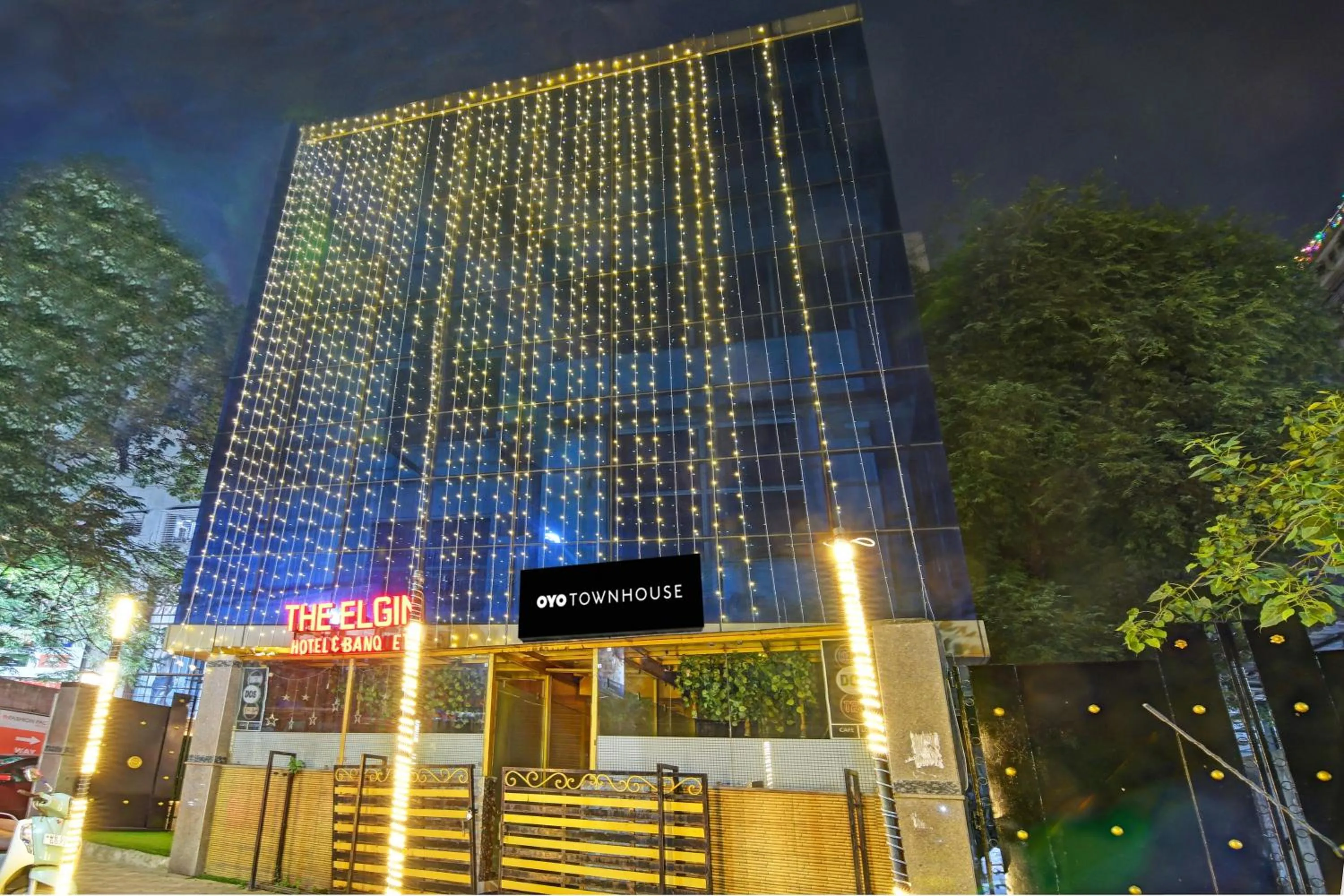 Facade/entrance in Townhouse Refresh