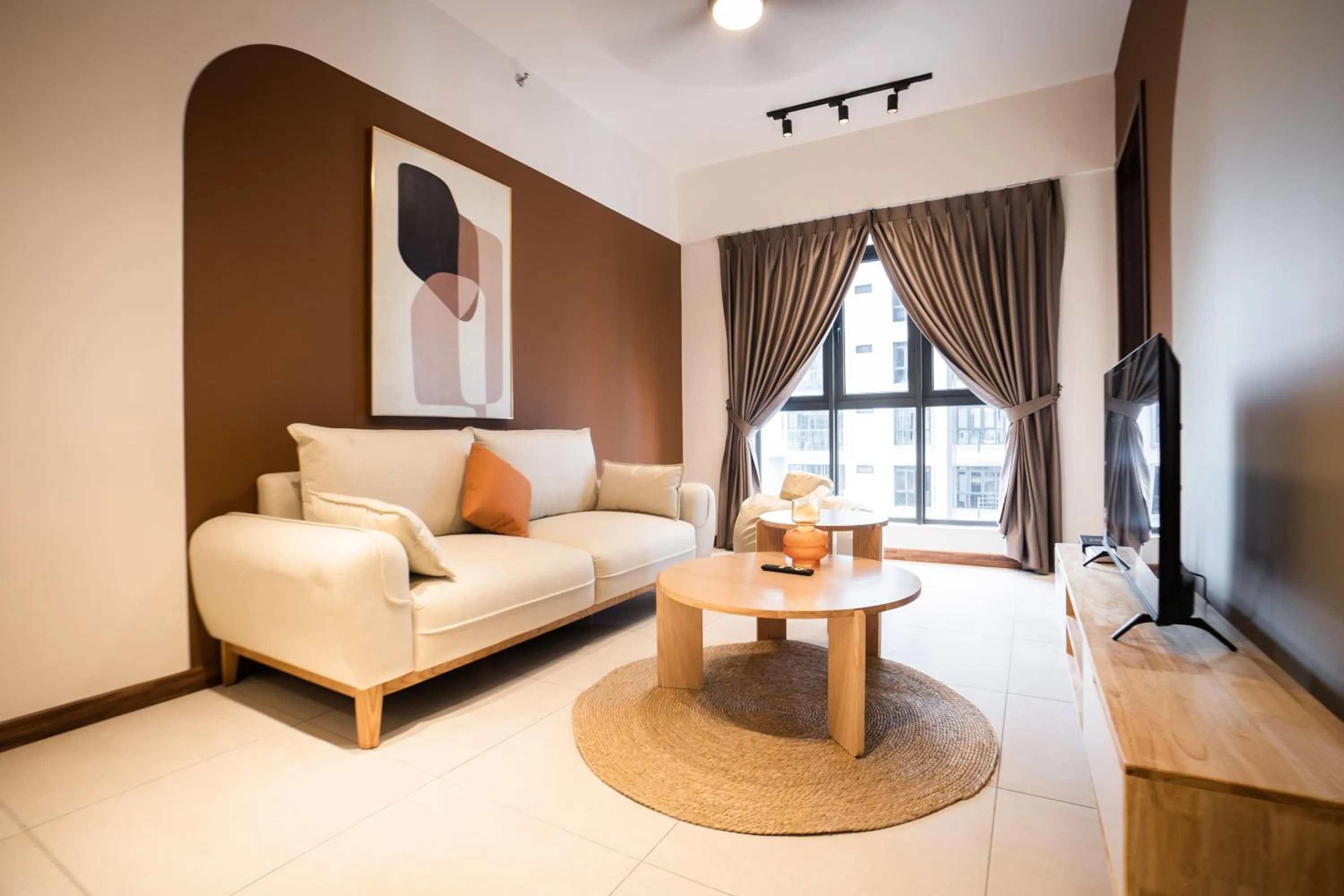 Living room in K Avenue by Pinstay