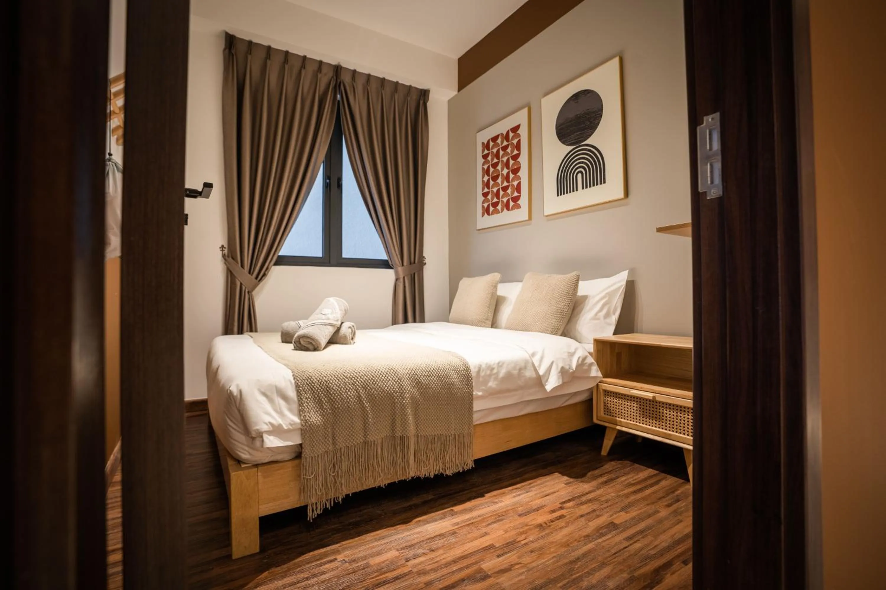 Bed in K Avenue by Pinstay