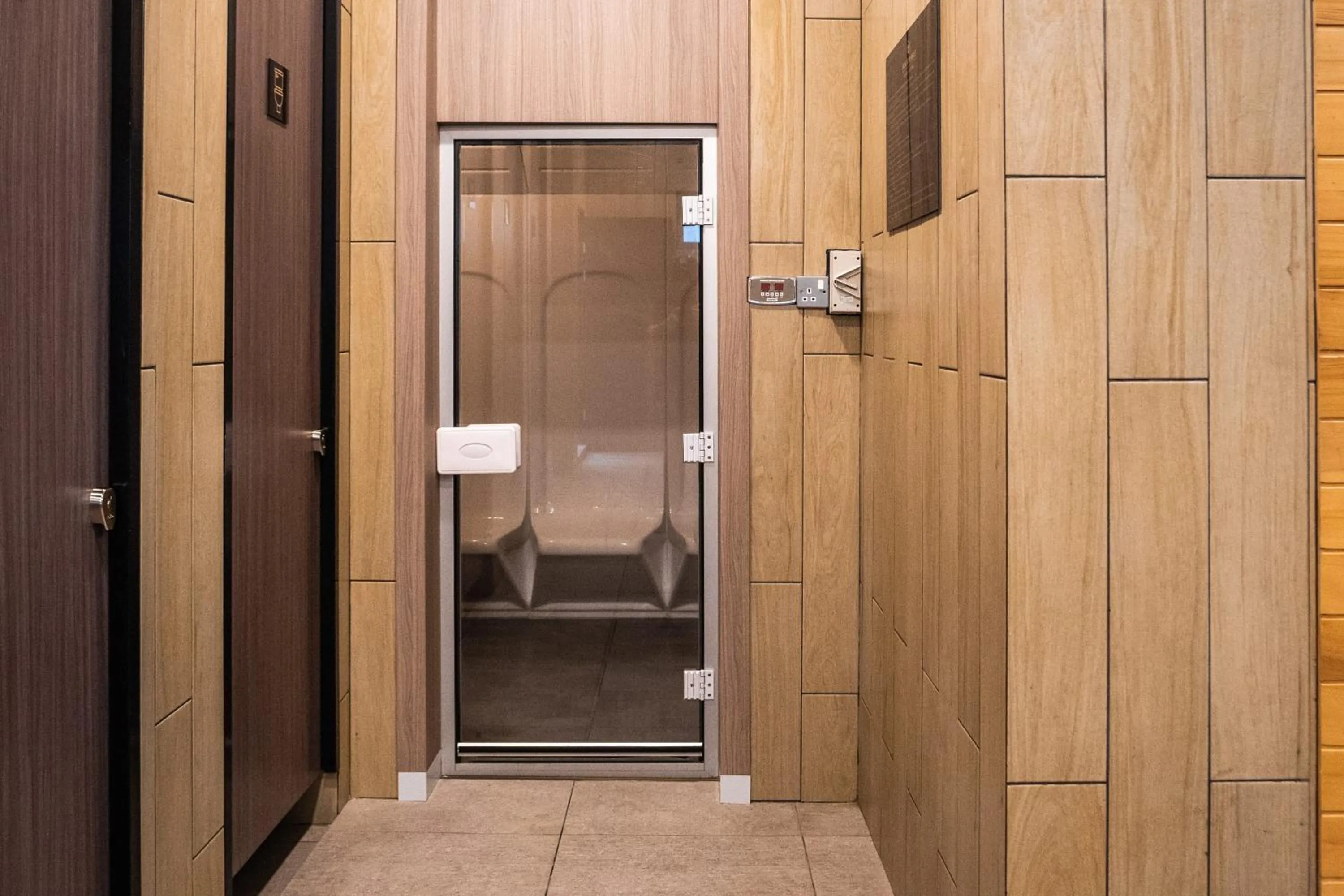 Steam room in K Avenue by Pinstay