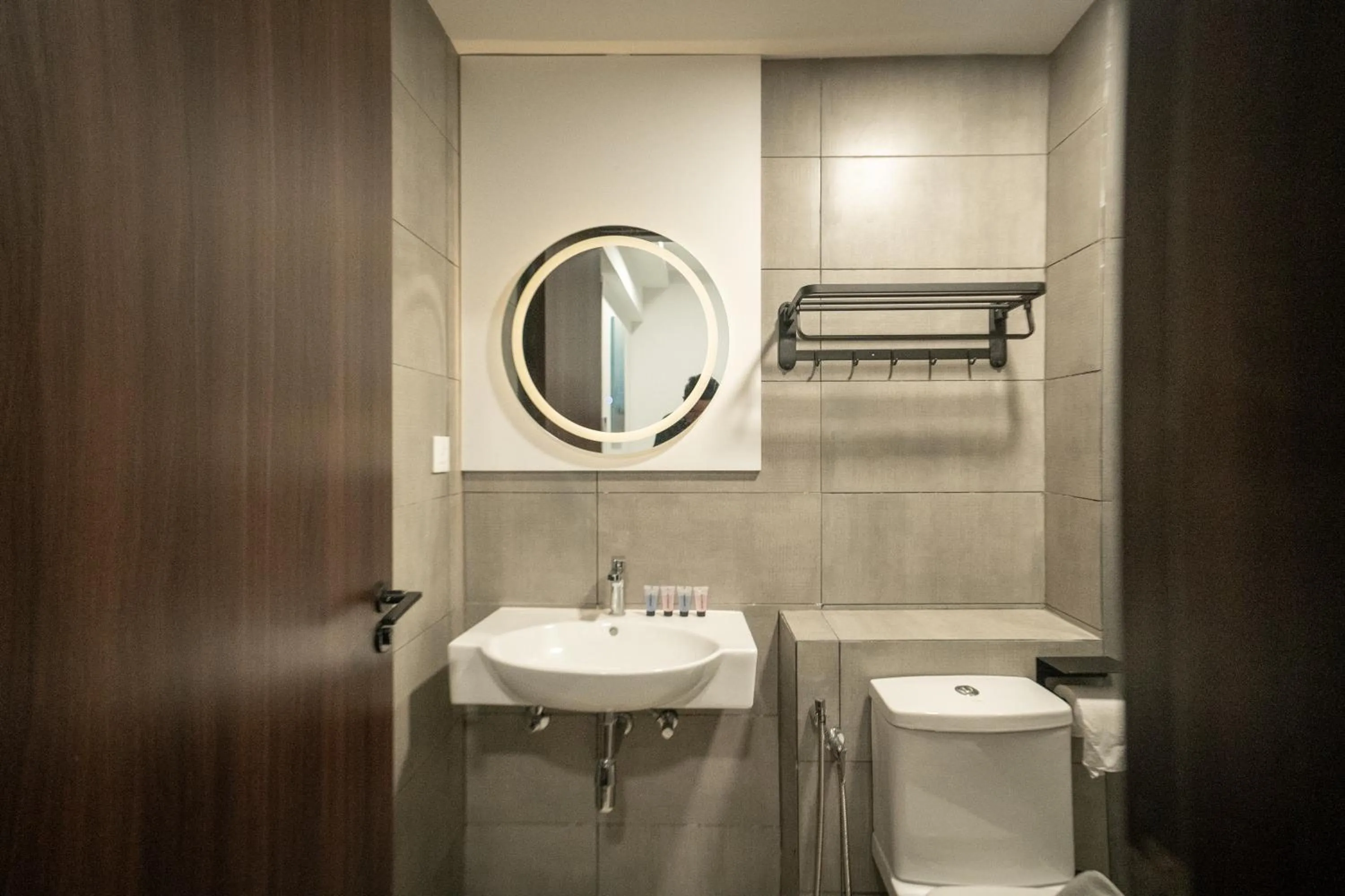 Bathroom in K Avenue by Pinstay